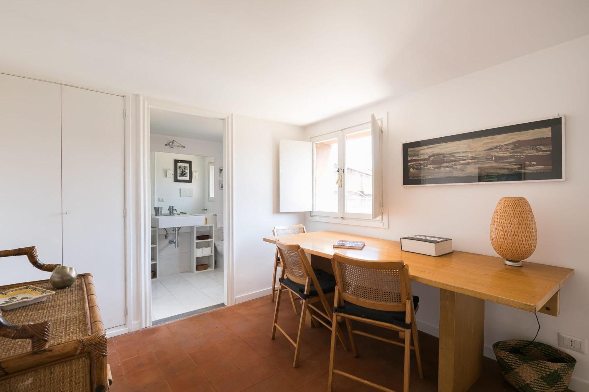 Appartamento Trastevere Charming Penthouse *