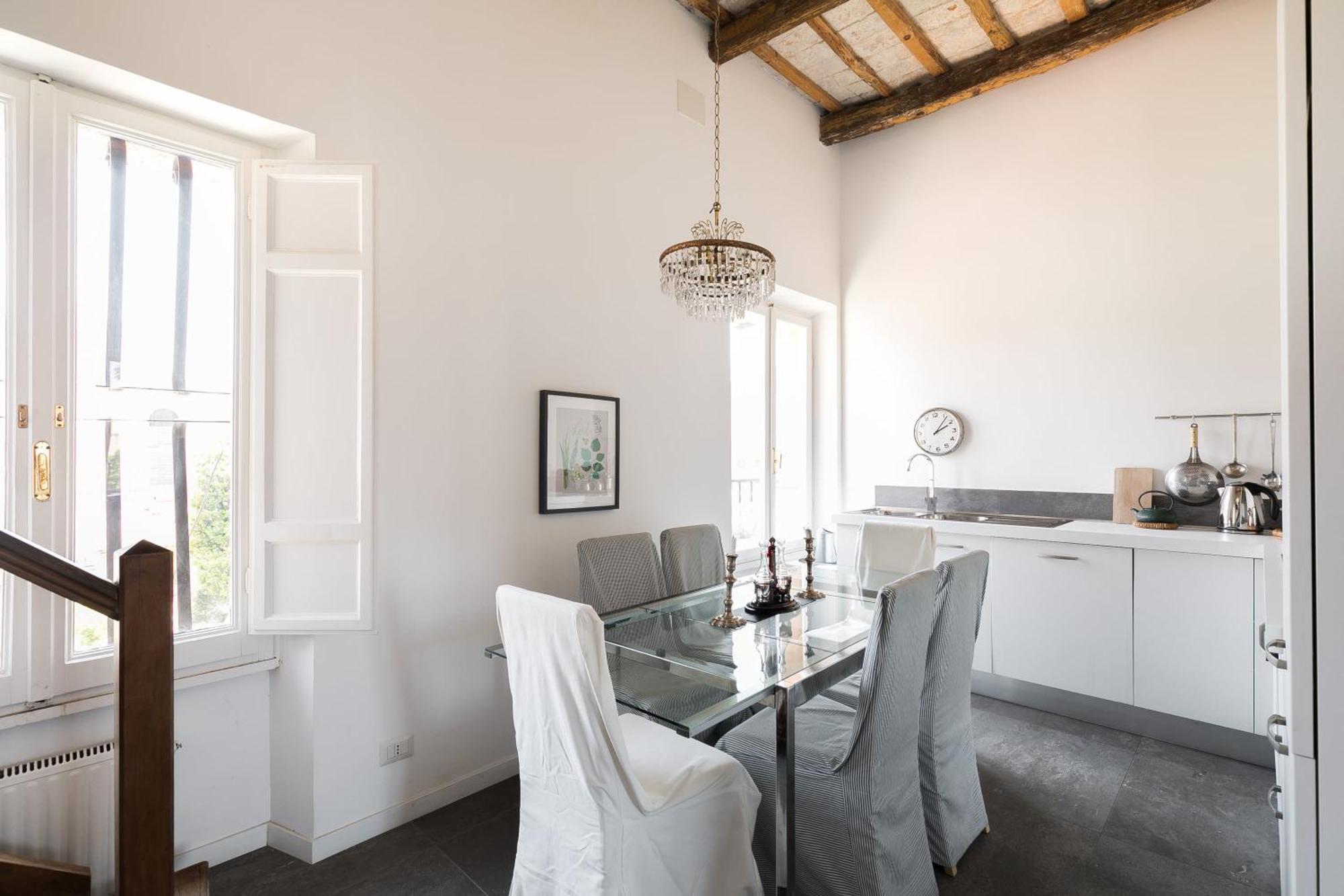 Trastevere Charming Penthouse Roma