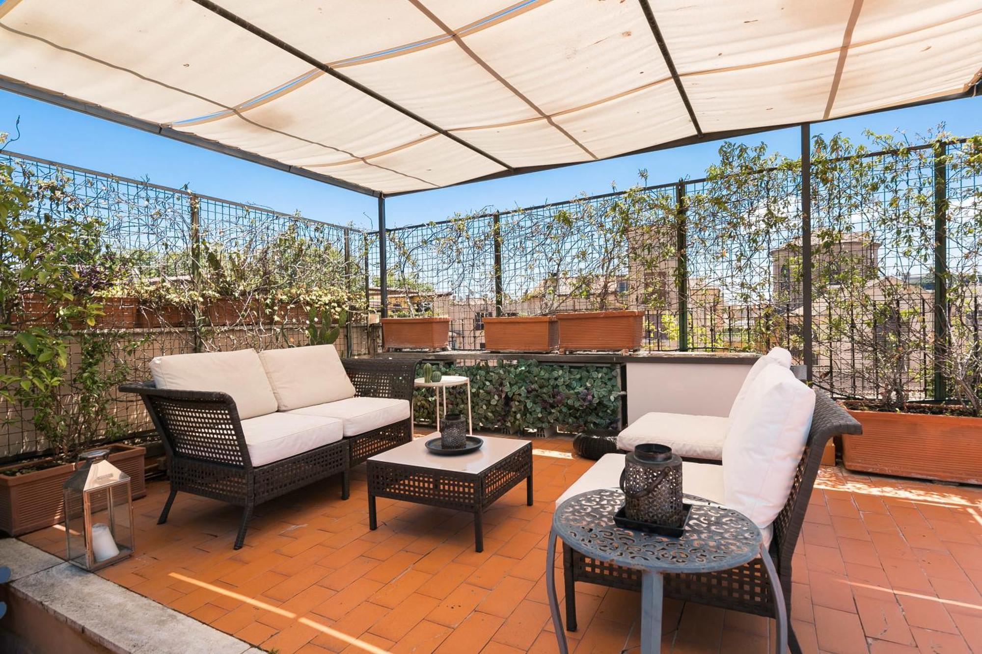 Trastevere Charming Penthouse * Roma