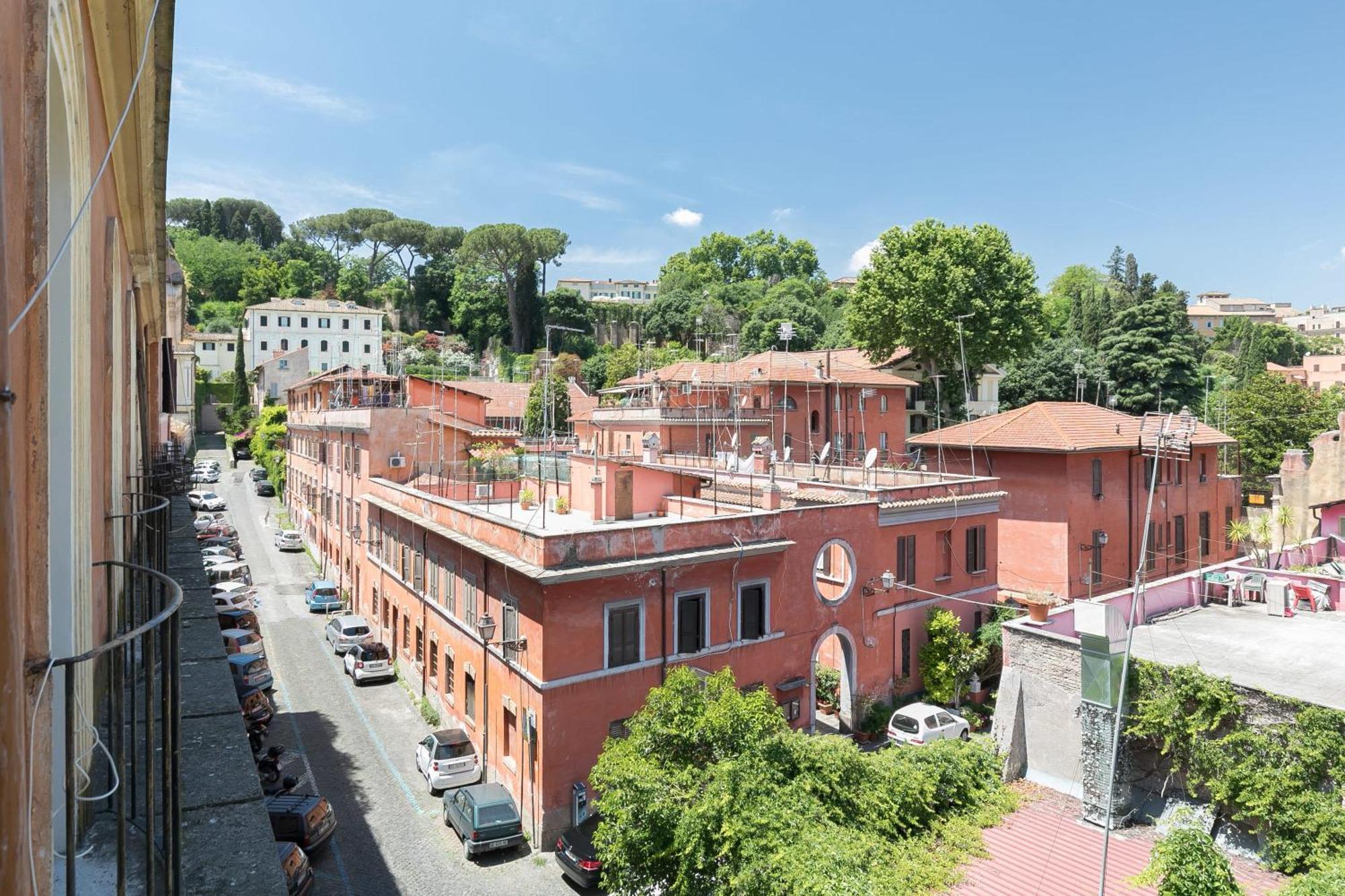 Trastevere Charming Penthouse