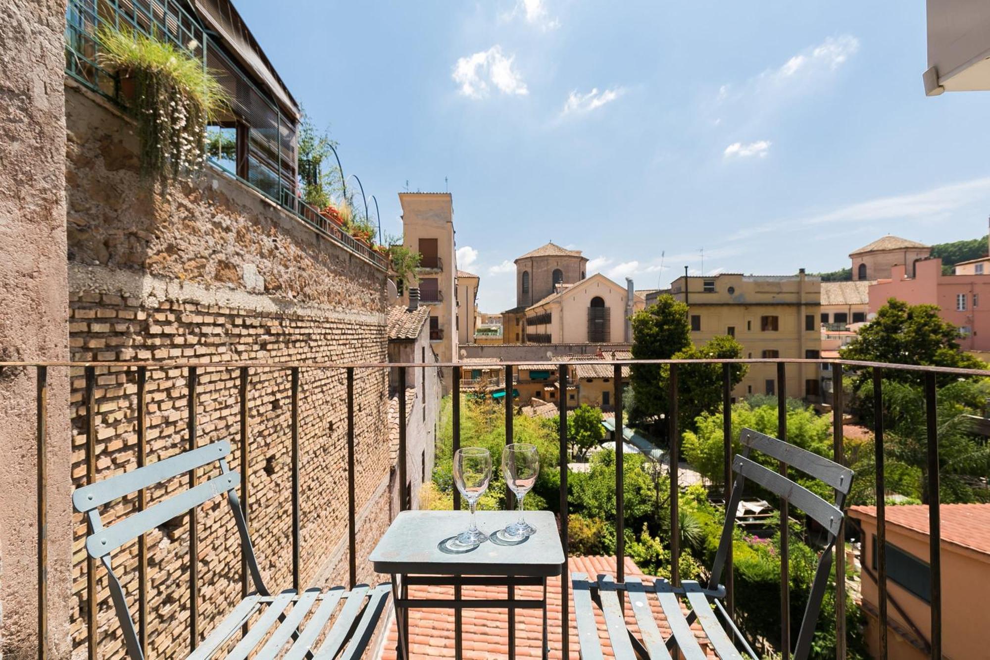 Trastevere Charming Penthouse * Roma