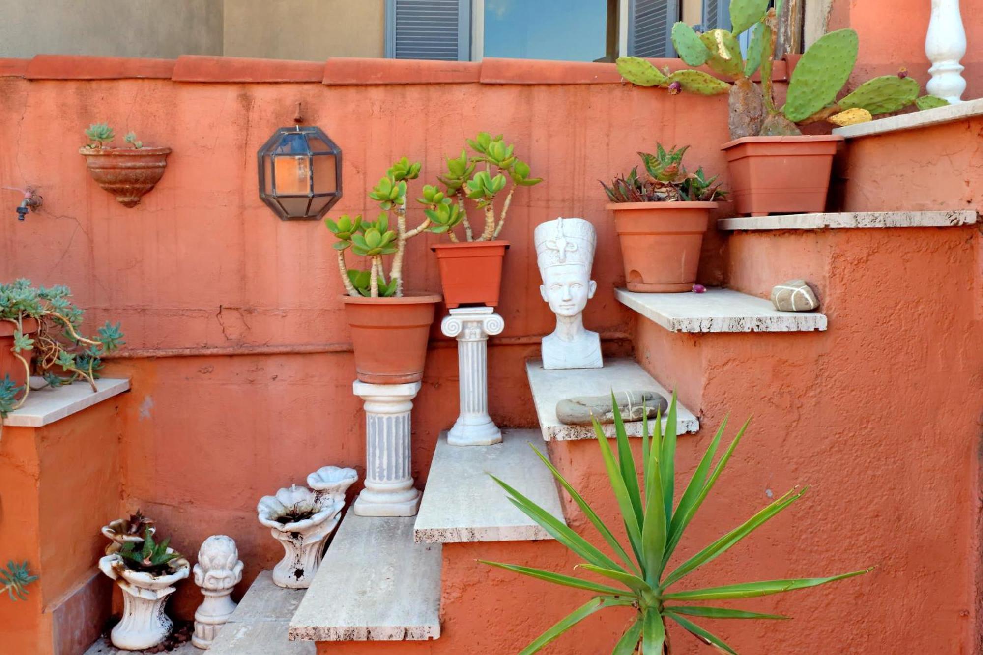 Vicolo Del Cinque Penthouse | Romeloft Apartment Rome