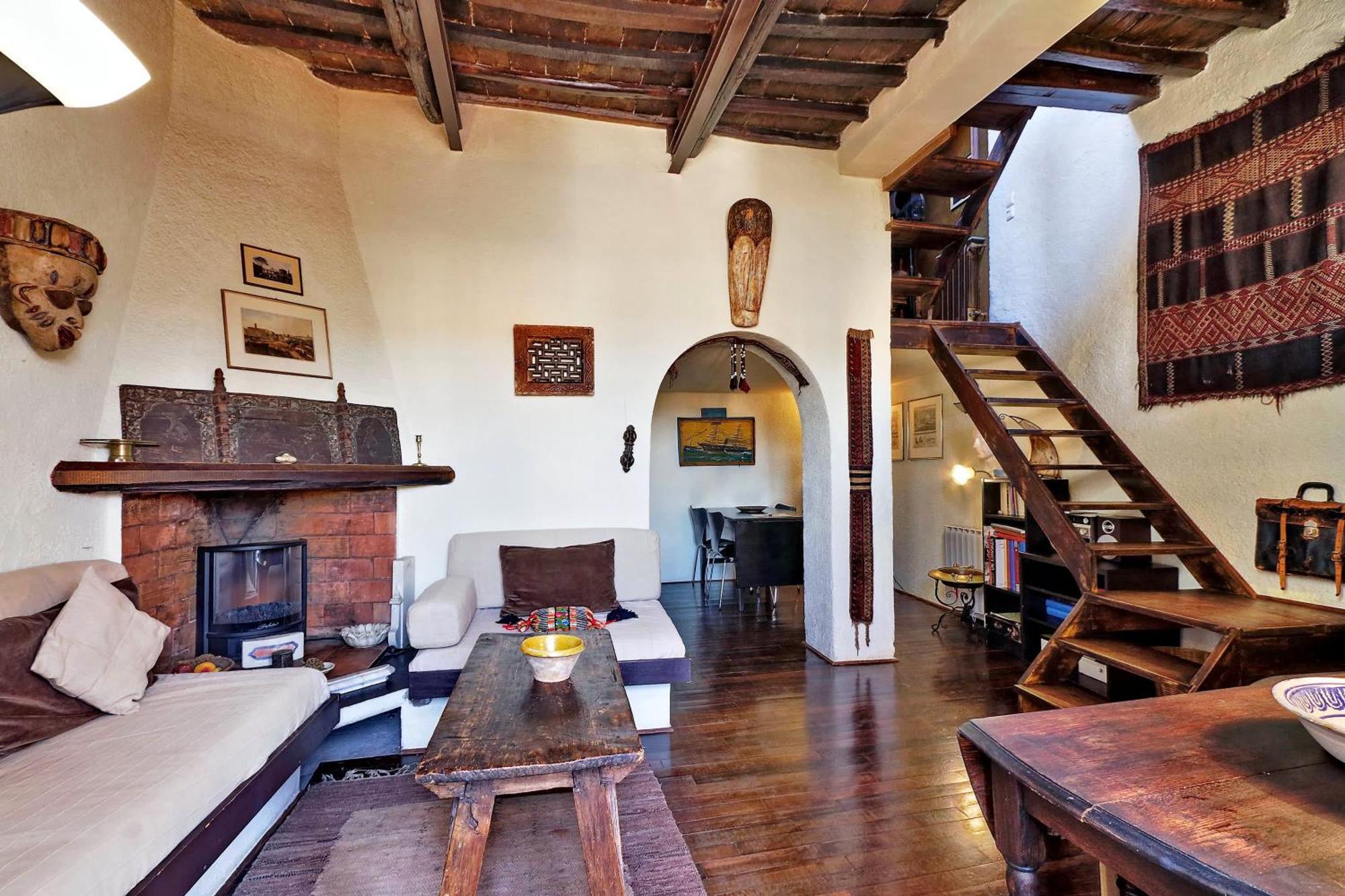 Vicolo Del Cinque Penthouse | Romeloft *