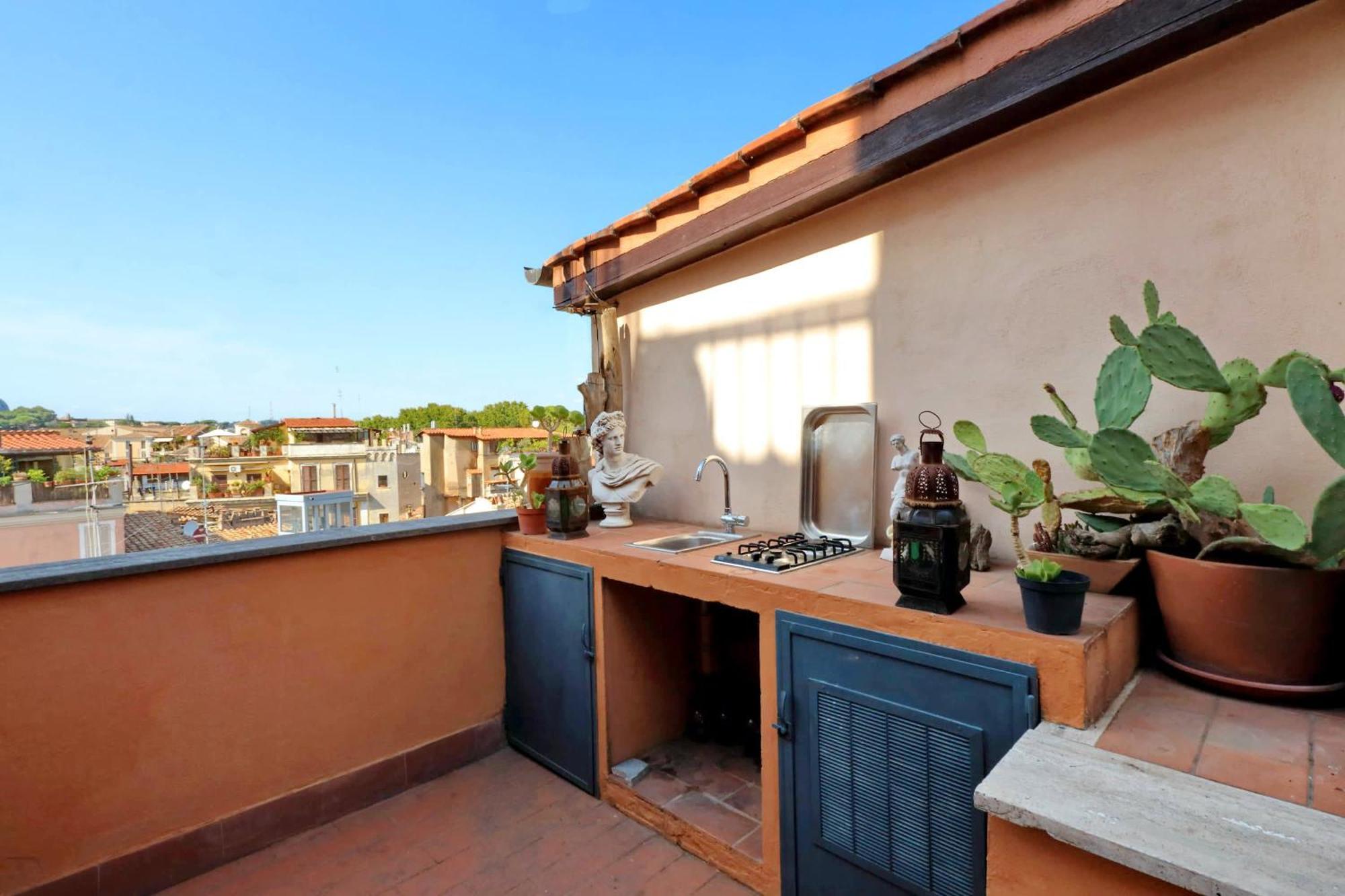 Apartment Vicolo Del Cinque Penthouse | Romeloft