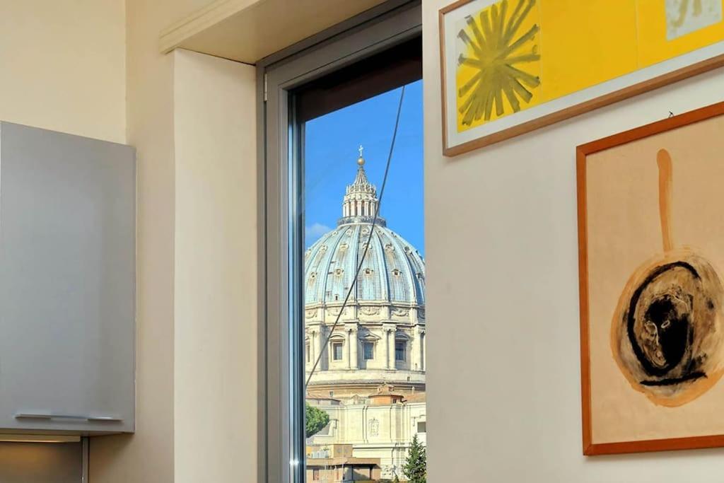 Saint Peter's Bright | Romeloft * Rome
