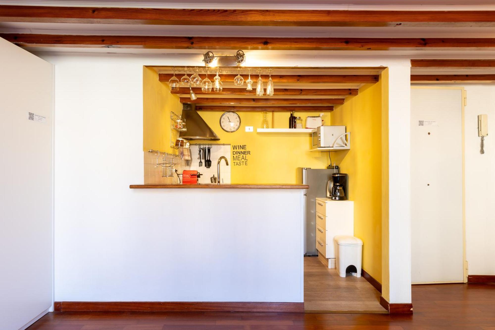 Colosseum Romantic Loft Apartment