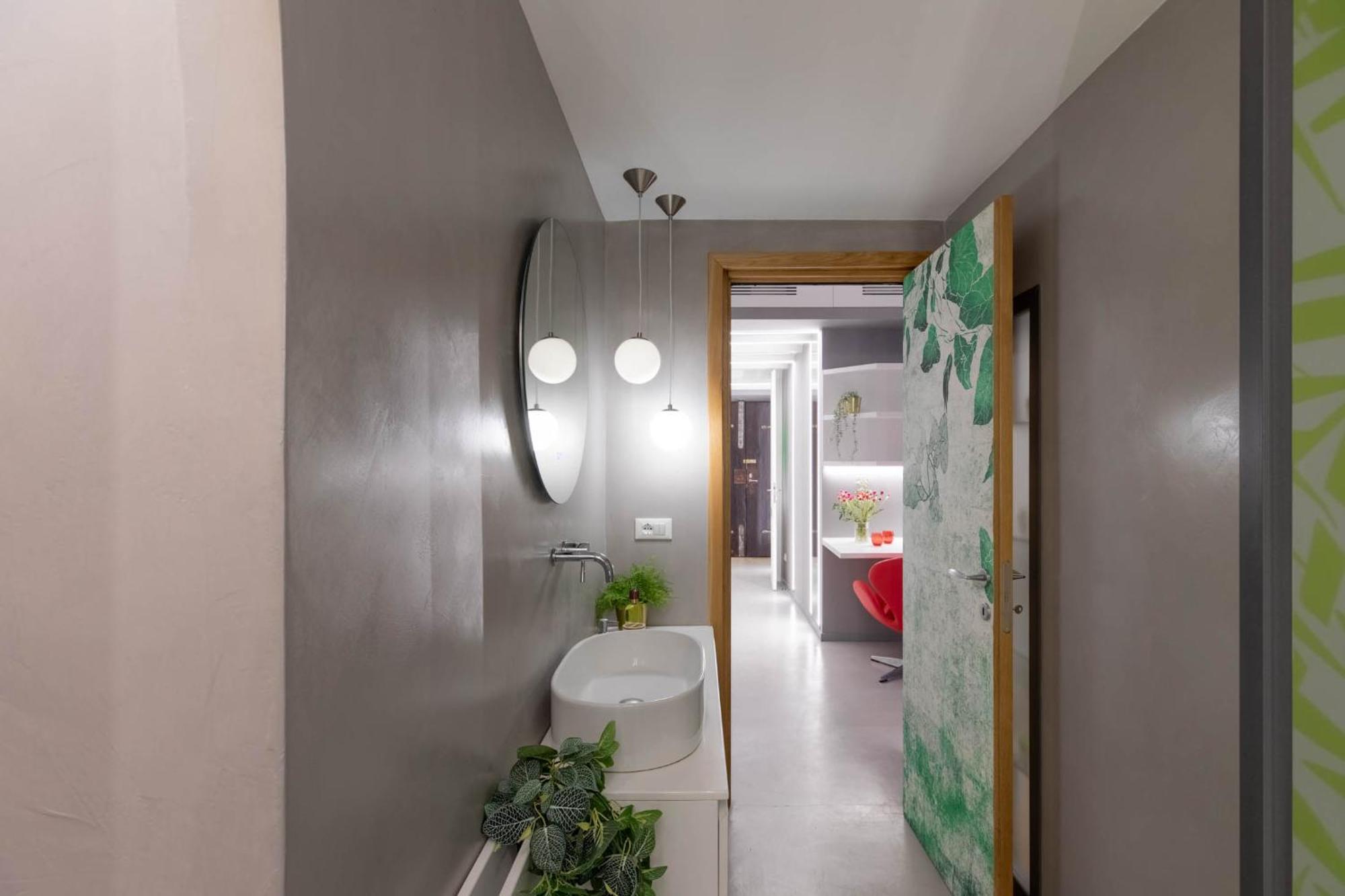 Apartment Iflat Glass And Stone Loft *
