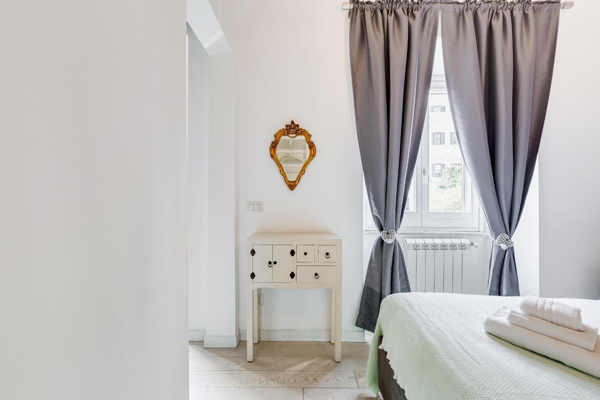 Clemente Xii Repubblica House - 3 Bedroom Apartment Rome