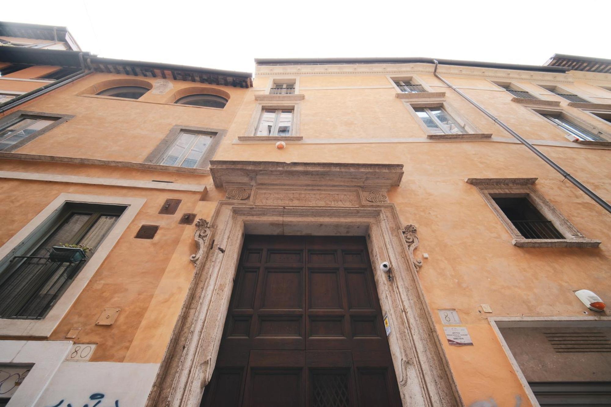 Apartment Pettinari By Buddyrent