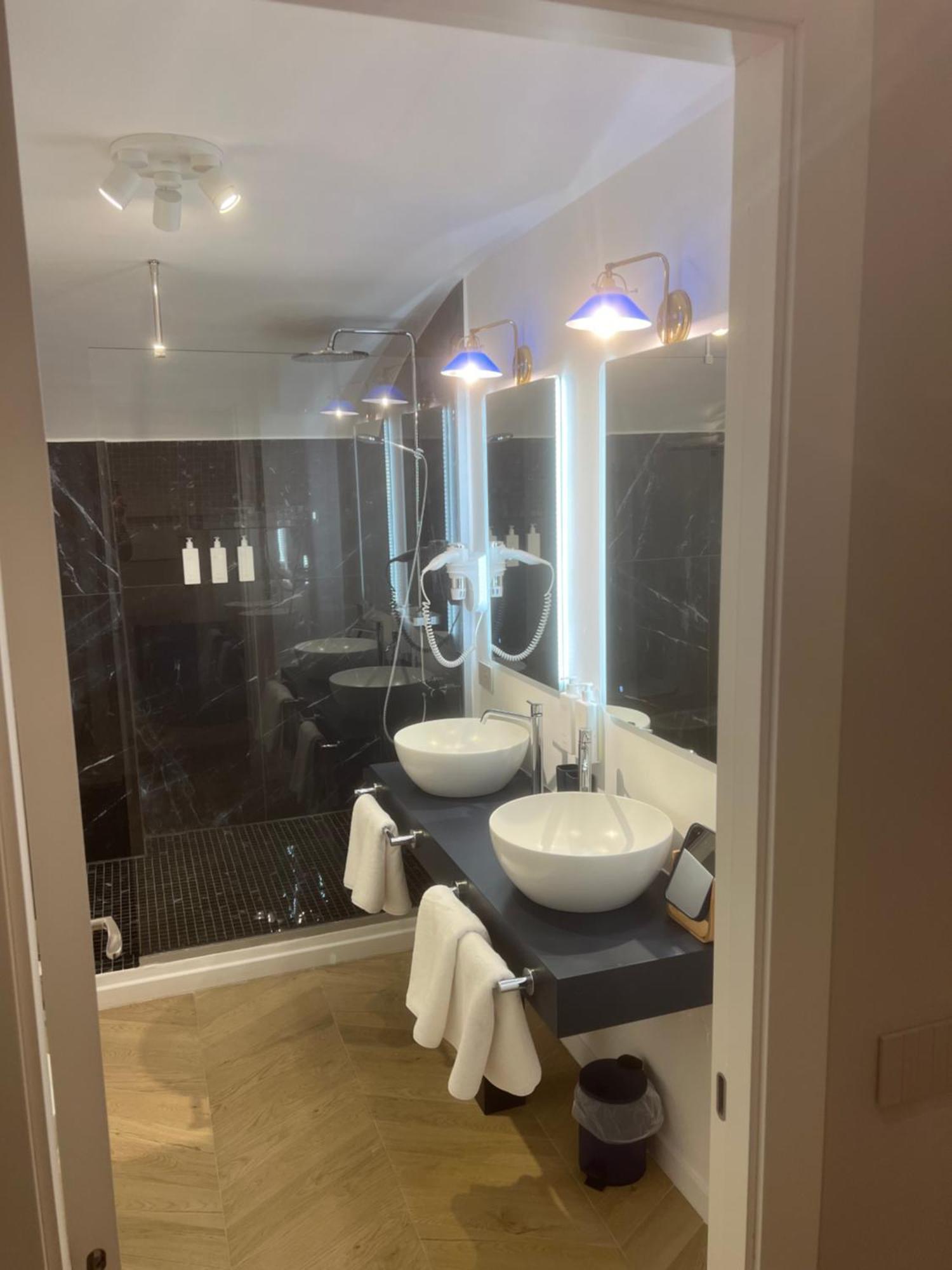 Apartment Luxury Blue Suites- Imperial