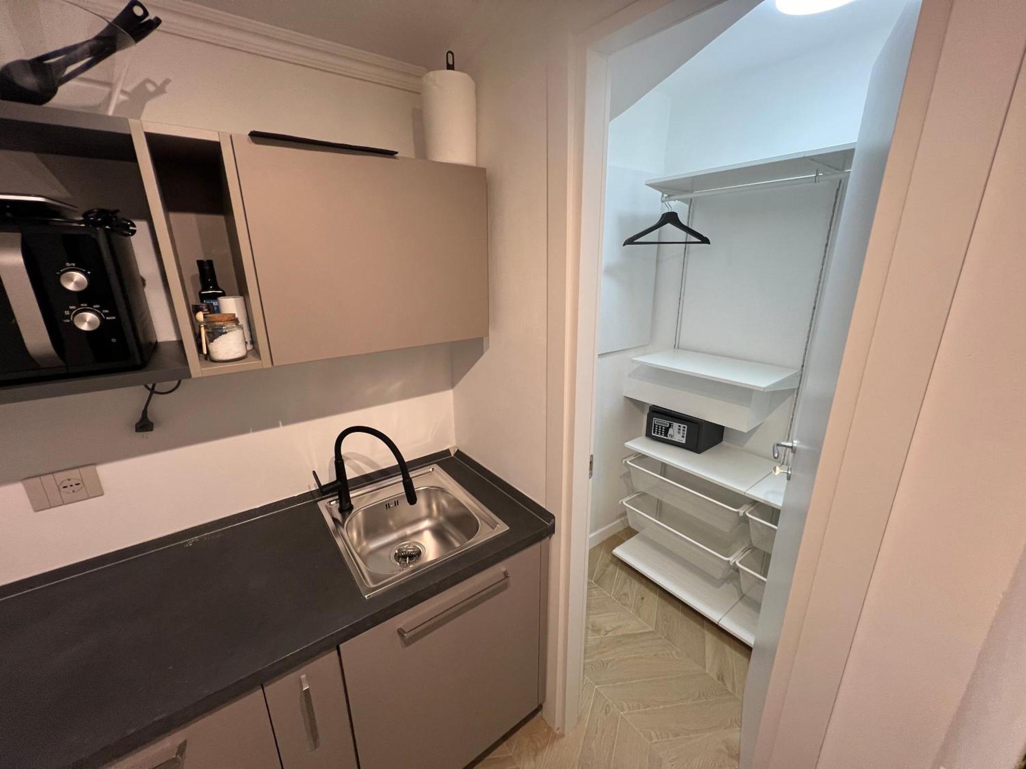 Luxury Blue Suites- Imperial Rome