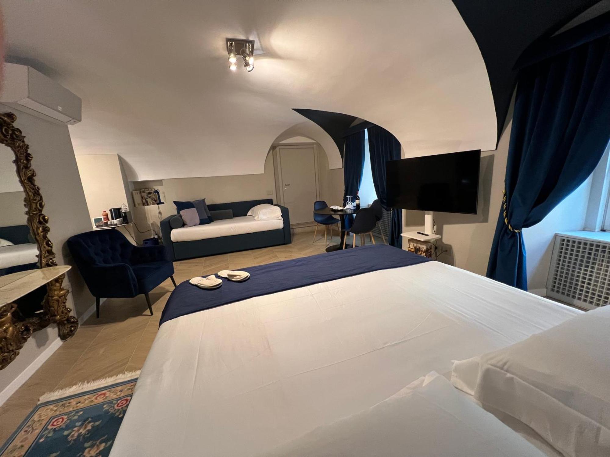 Apartment Luxury Blue Suites- Imperial Rome
