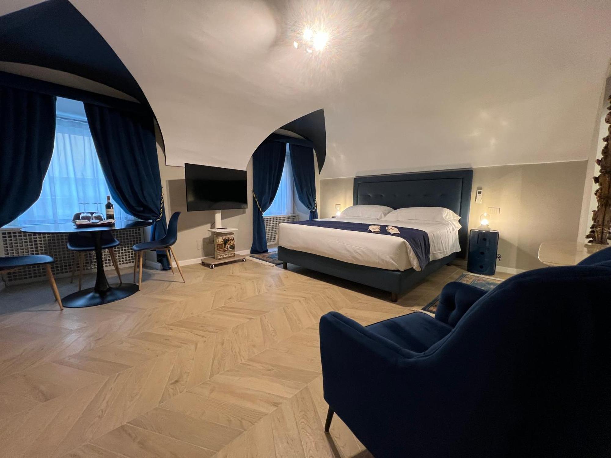 Apartment Luxury Blue Suites- Imperial Rome