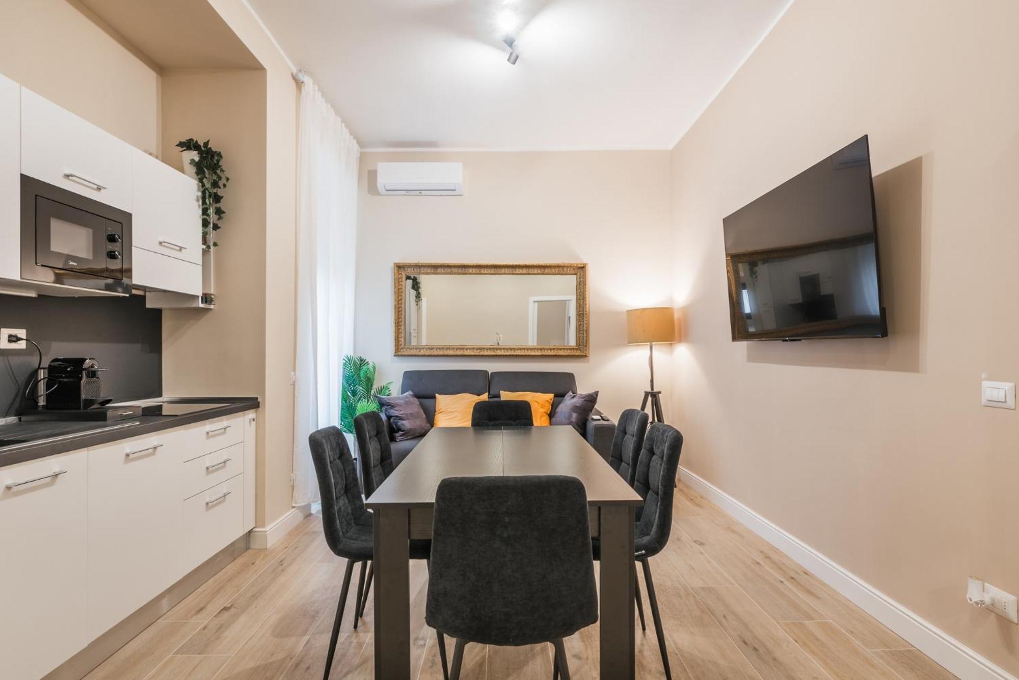 Apartment Eataly House