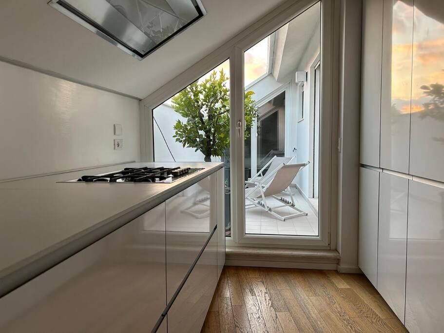 Luxury Rooftop Appia Antica Apartment *
