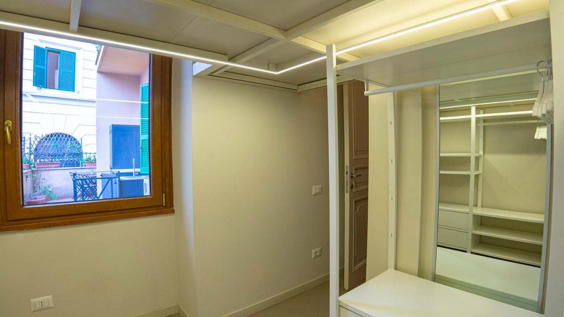 Cozy Nest With Terrace In Trastevere Apartment Rome
