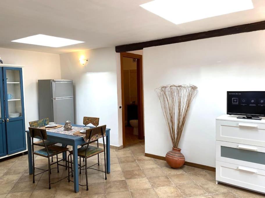 Apartment Casetta Indipendente Con Cortile E Parcheggio Rome