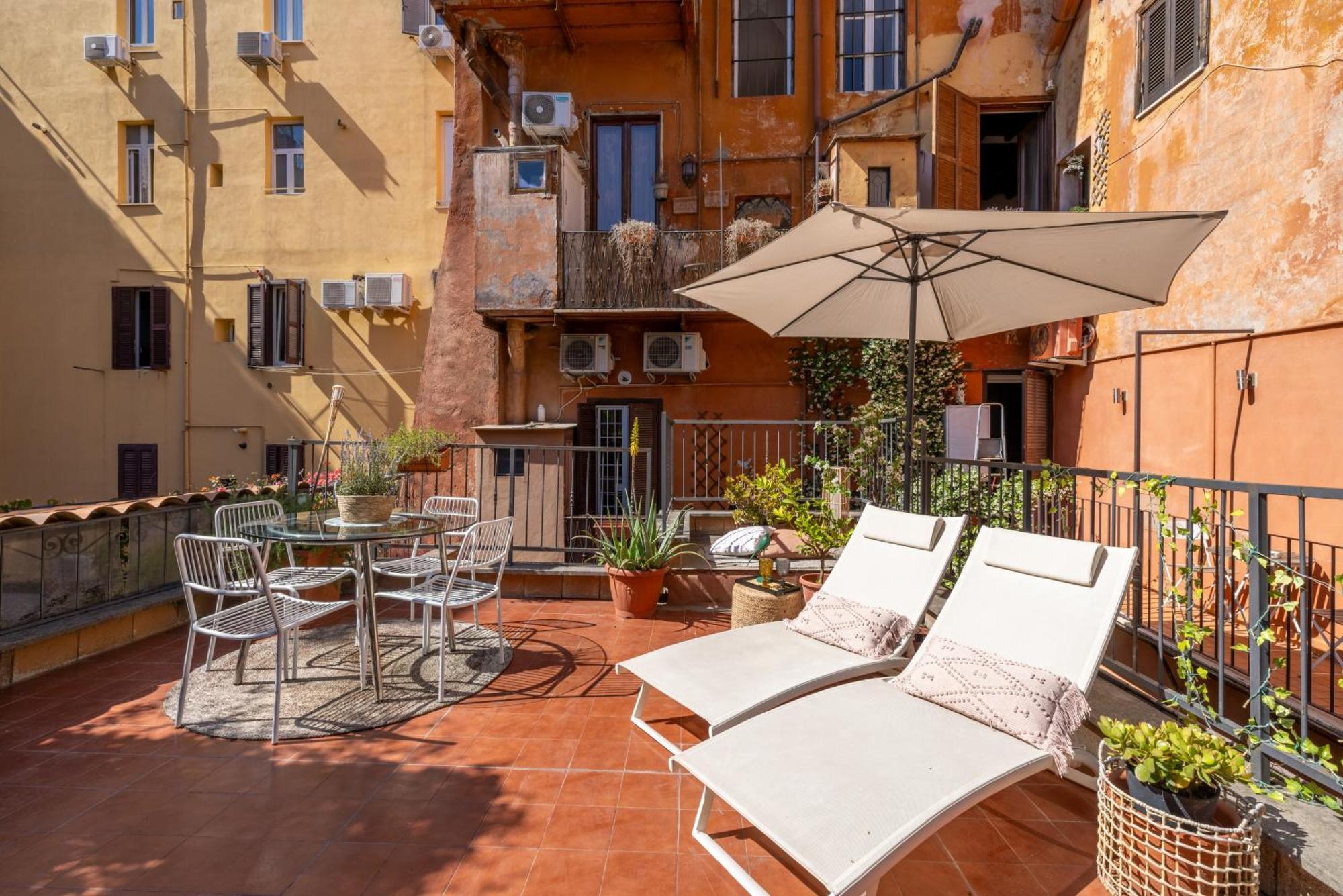 Apartment Domus Fori Imperiali *