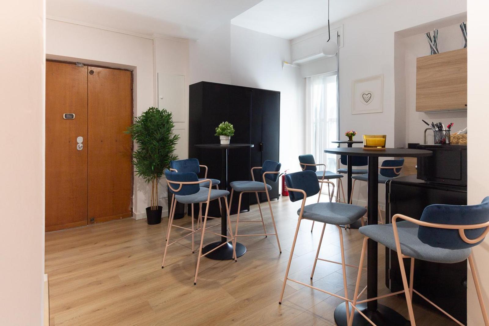 Aureum Convivium Guest house
