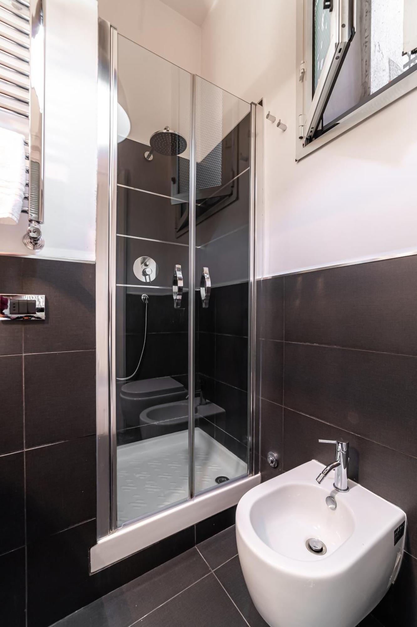 Azzurra B&B - Metro Lodi Guest house Rome