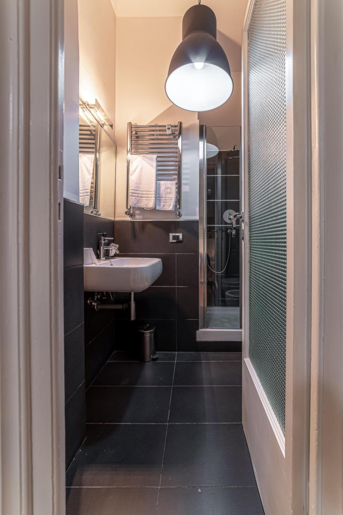 Azzurra B&B - Metro Lodi * Rome