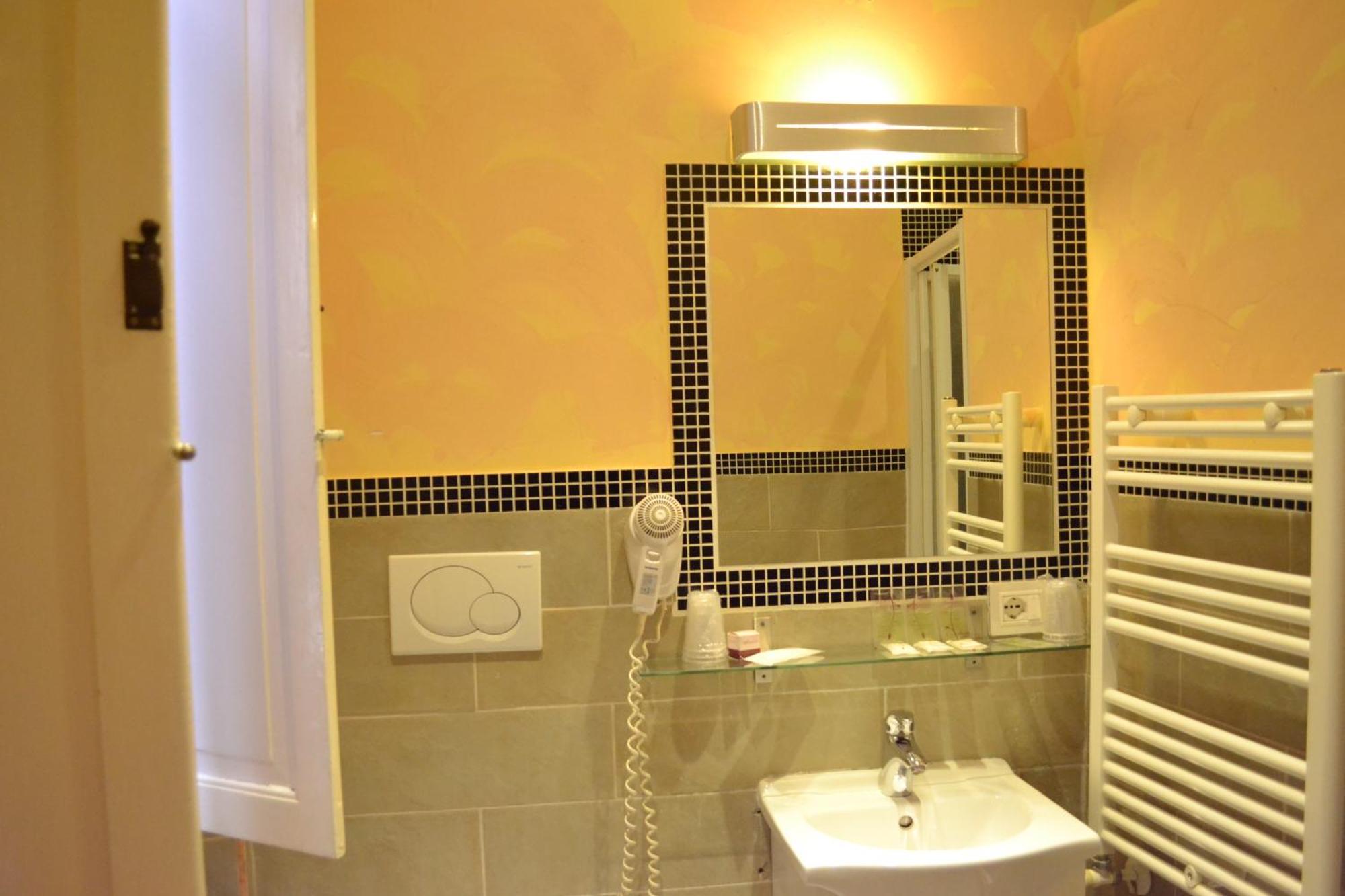 Tiburtina House Guest house Rome