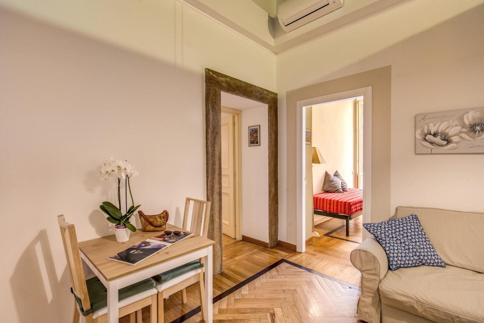 Tritone House Guest house Rome