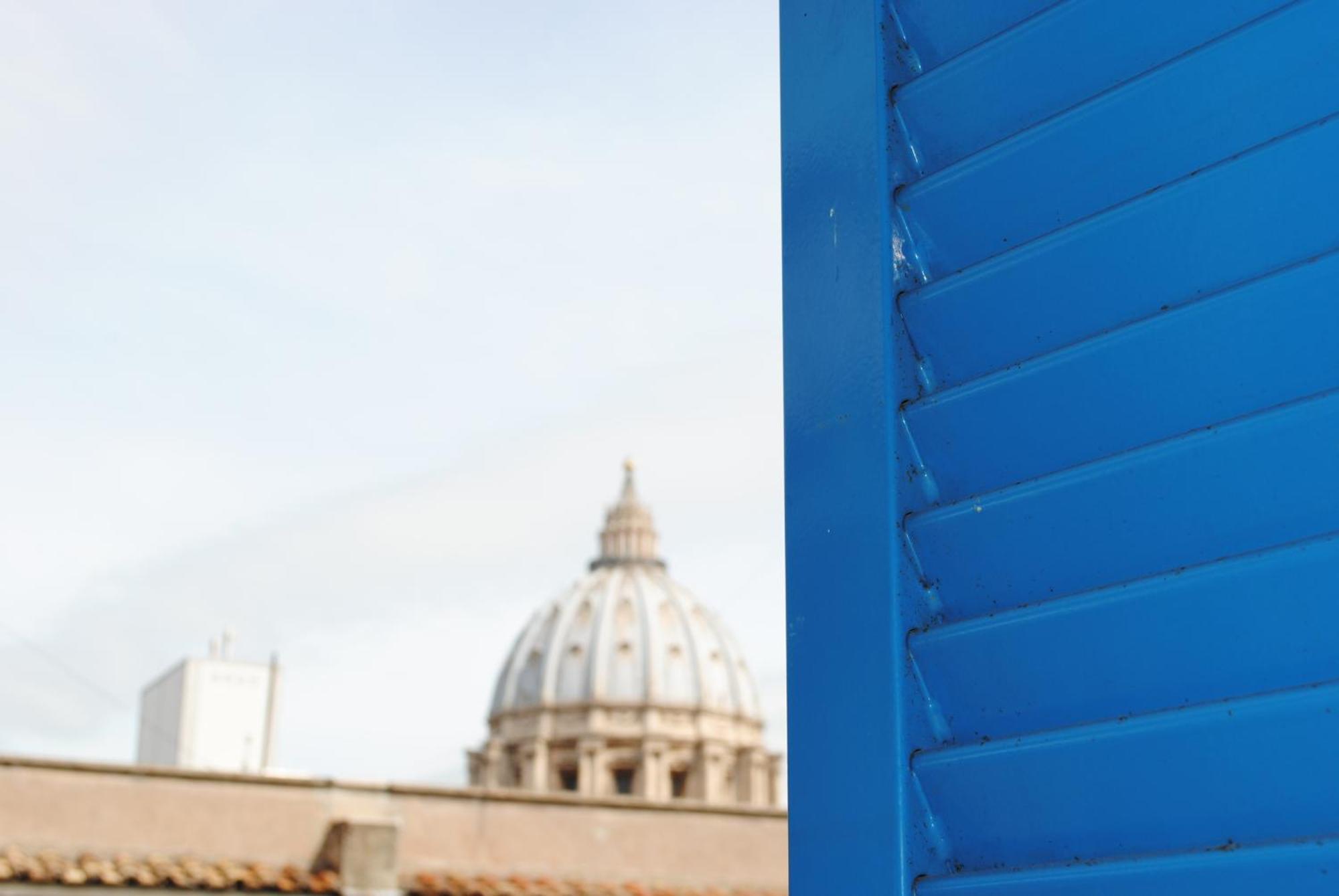 Di Fronte Alla Cupola Bed & Breakfast Rome