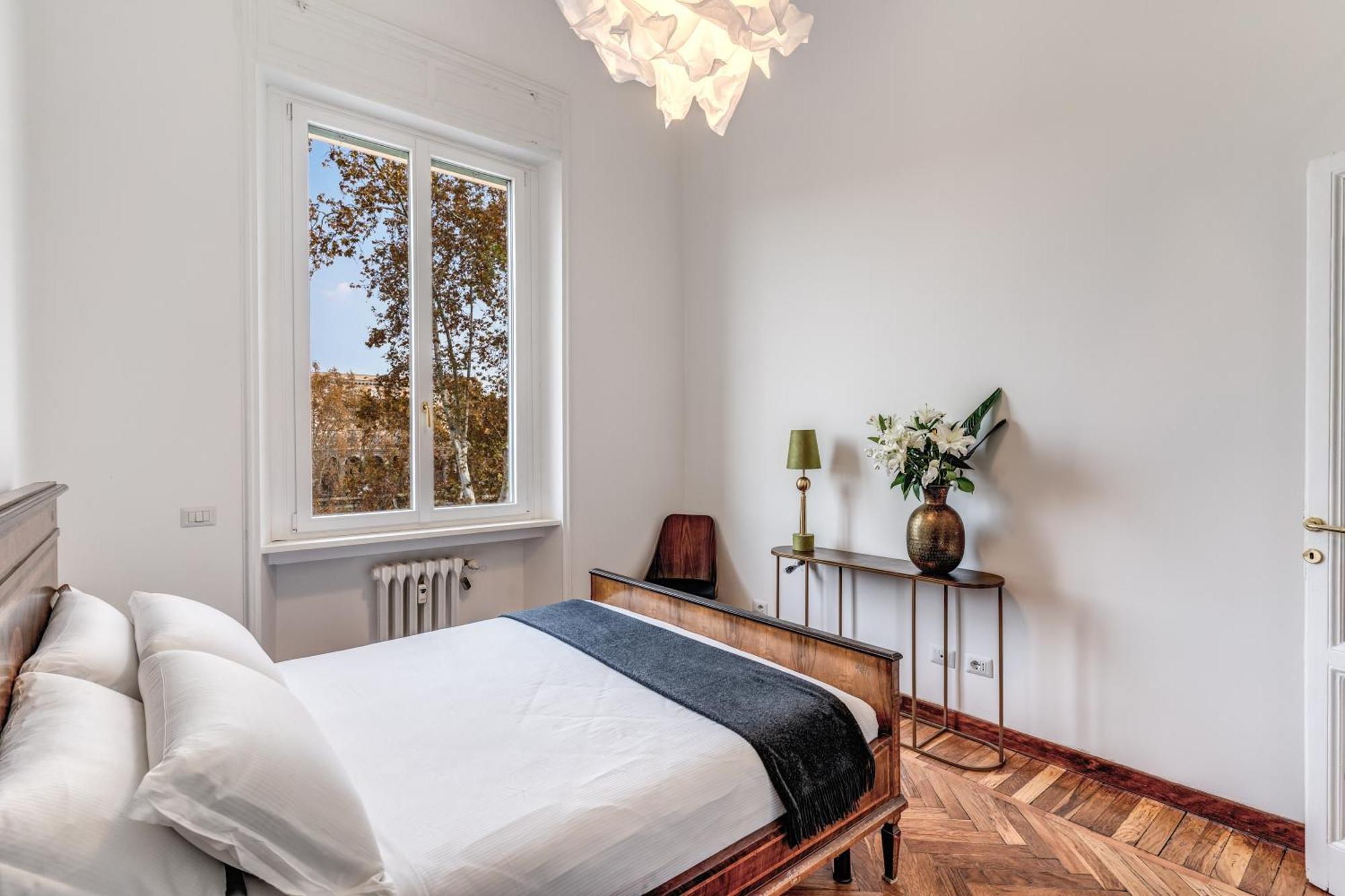 Bed & Breakfast Tree Charme Trilussa Rome