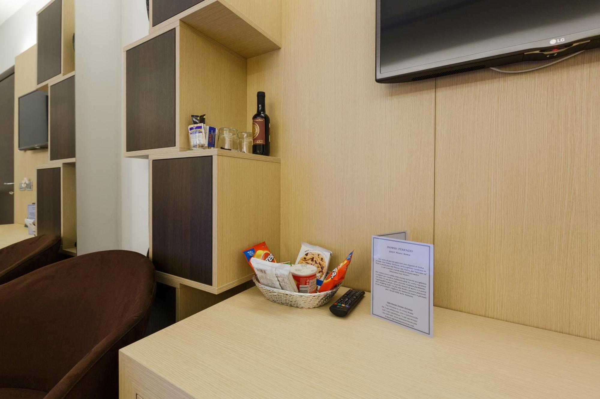 Domus Terenzio 3* Rome
