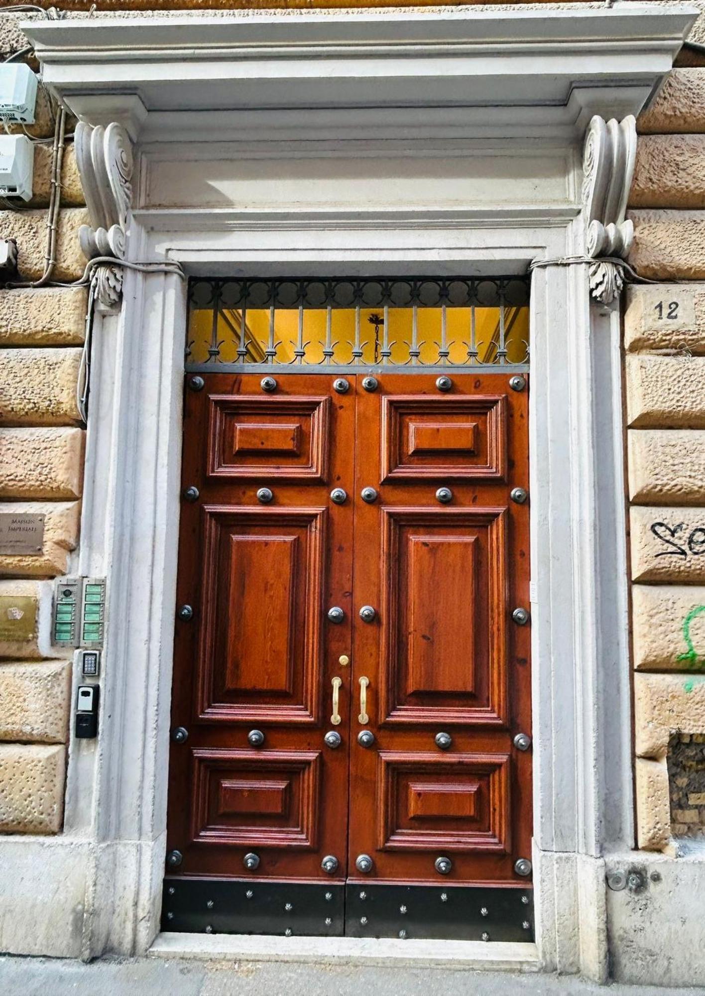 Romance Al Colosseo 2 Apartment *