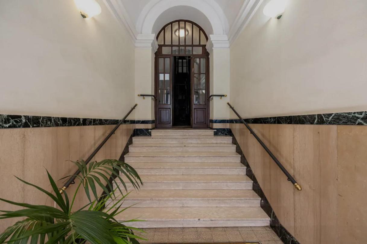 Apartment Romeo. Luminoso Al Centro Di Rome