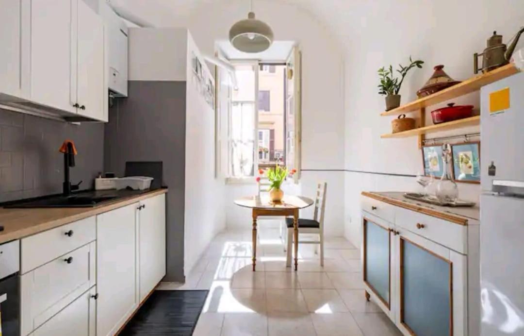 Apartment Romeo. Luminoso Al Centro Di
