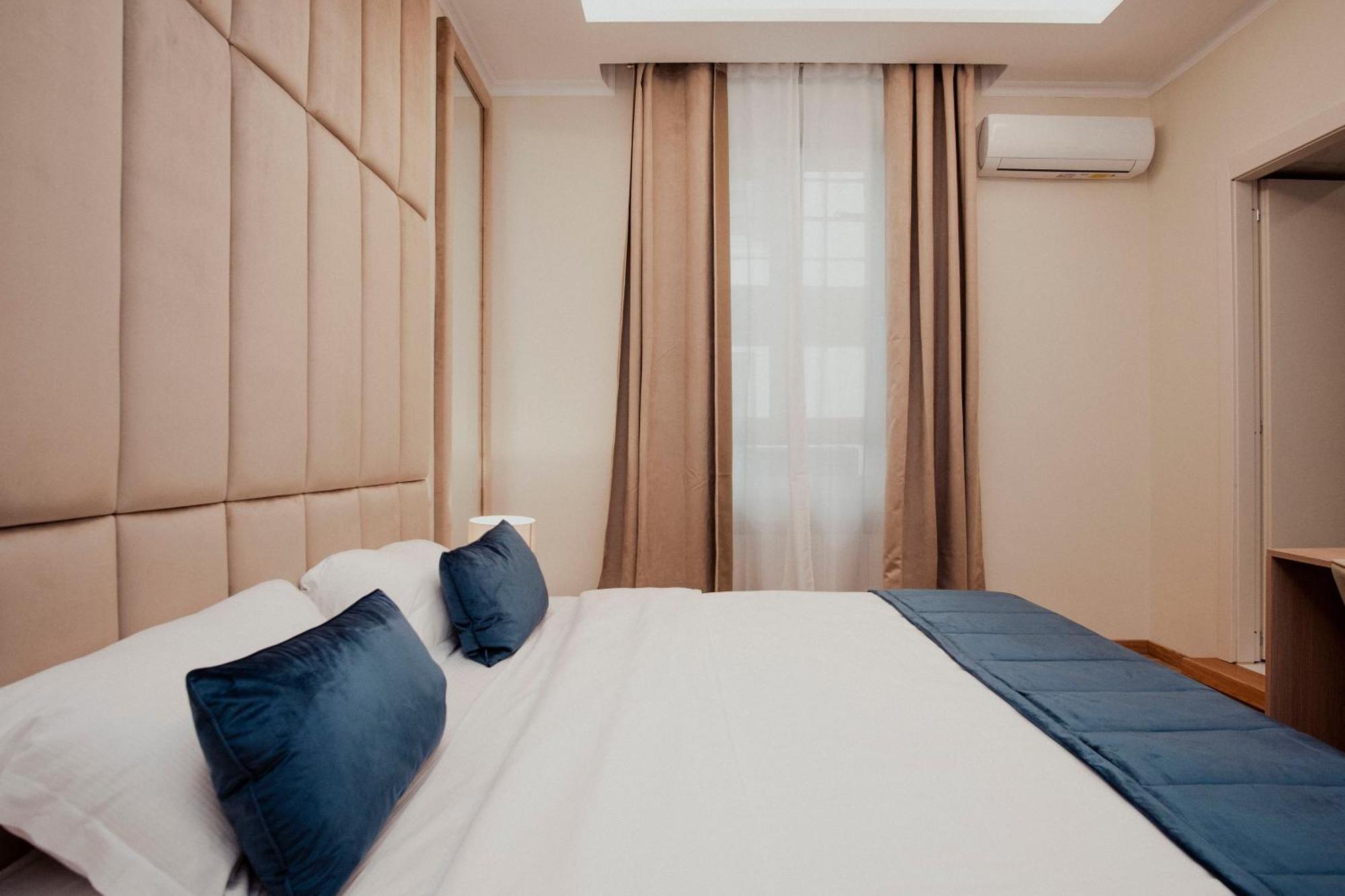 Affittacamere Cesare Ai Cavalieri 4*