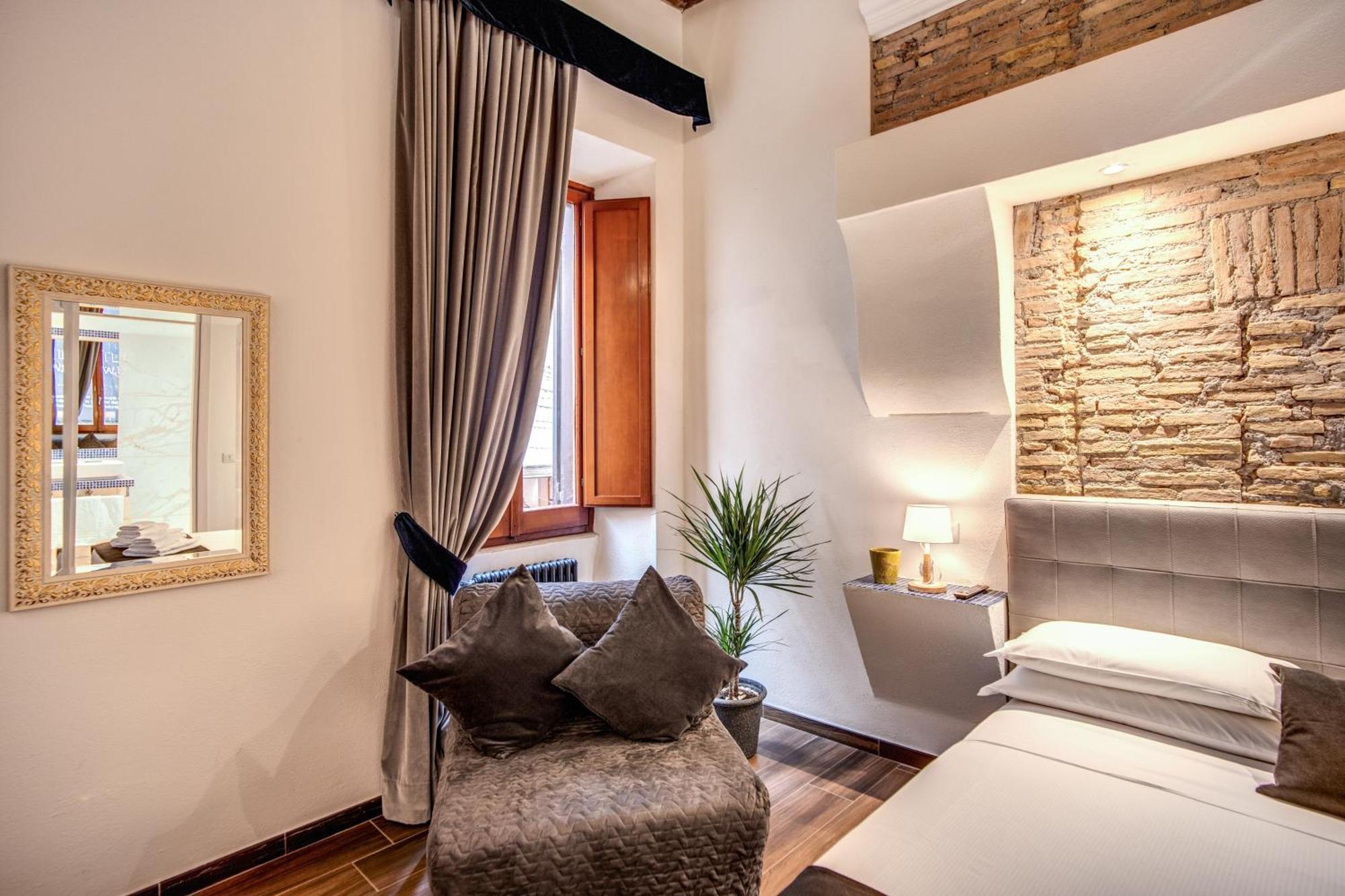 Guest house Tritone House 4*