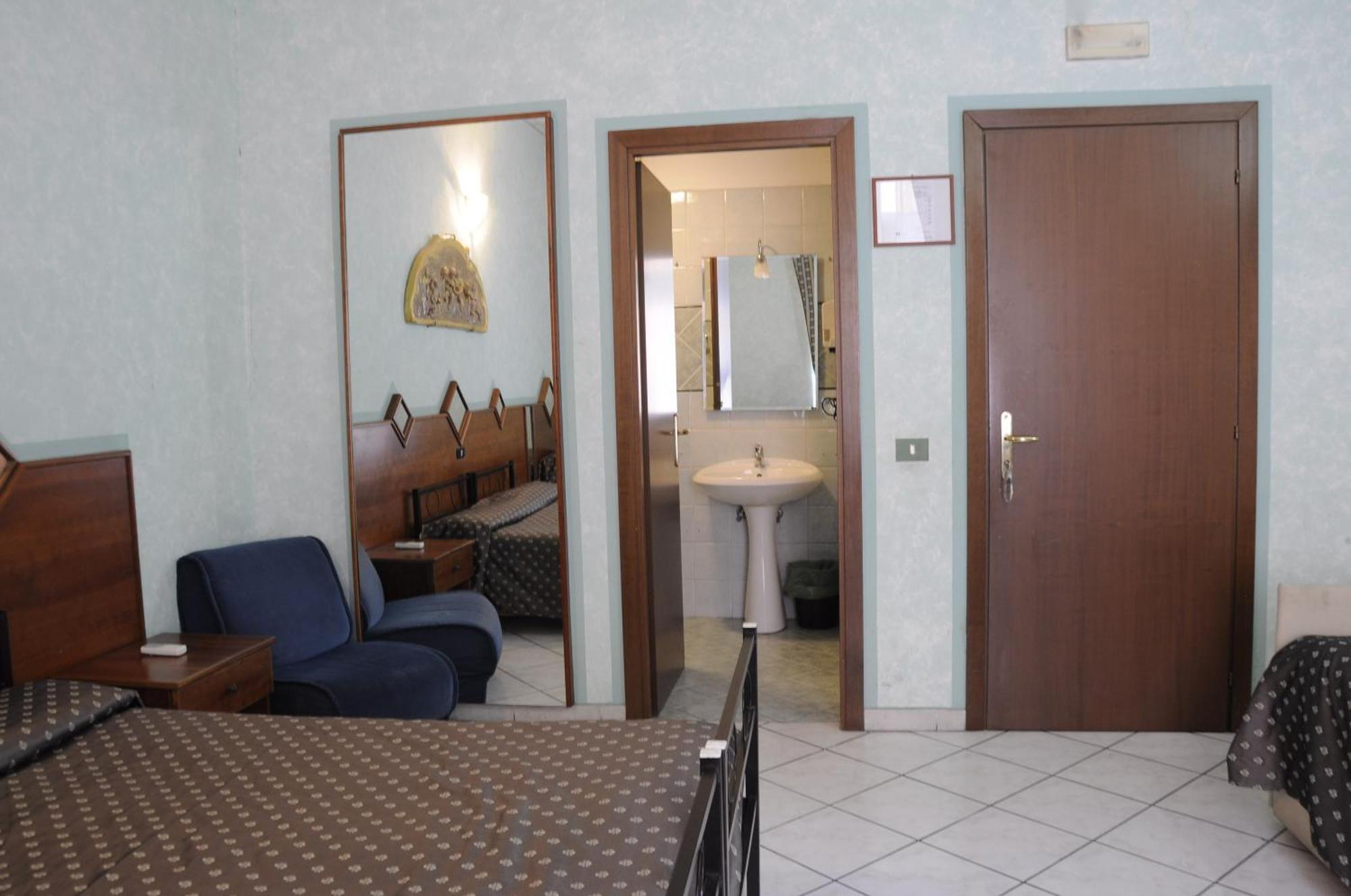 Farini Hotel Rome