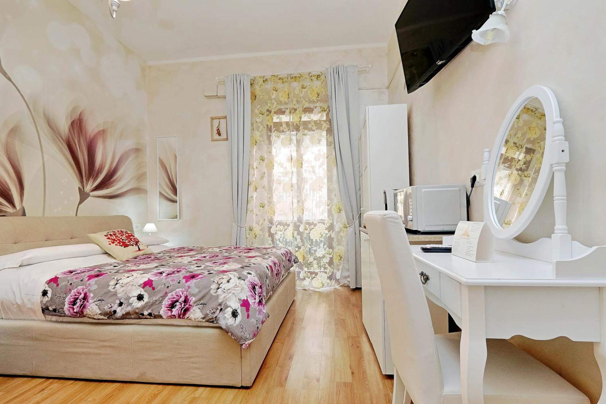 Deluxe And Chilling Jacuzzi Guest house Rome