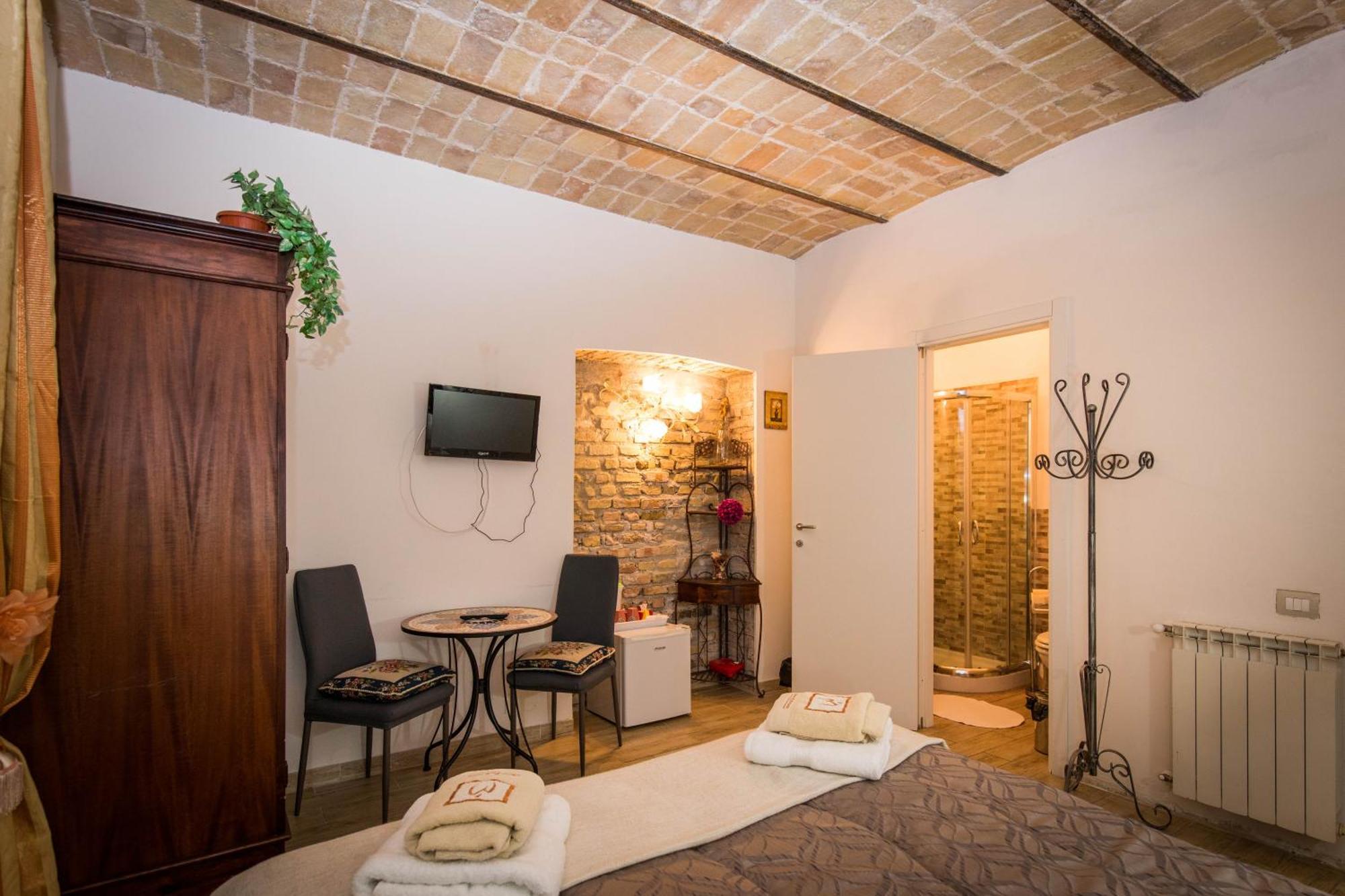 Guest house All'ombra Del Cupolone 2*