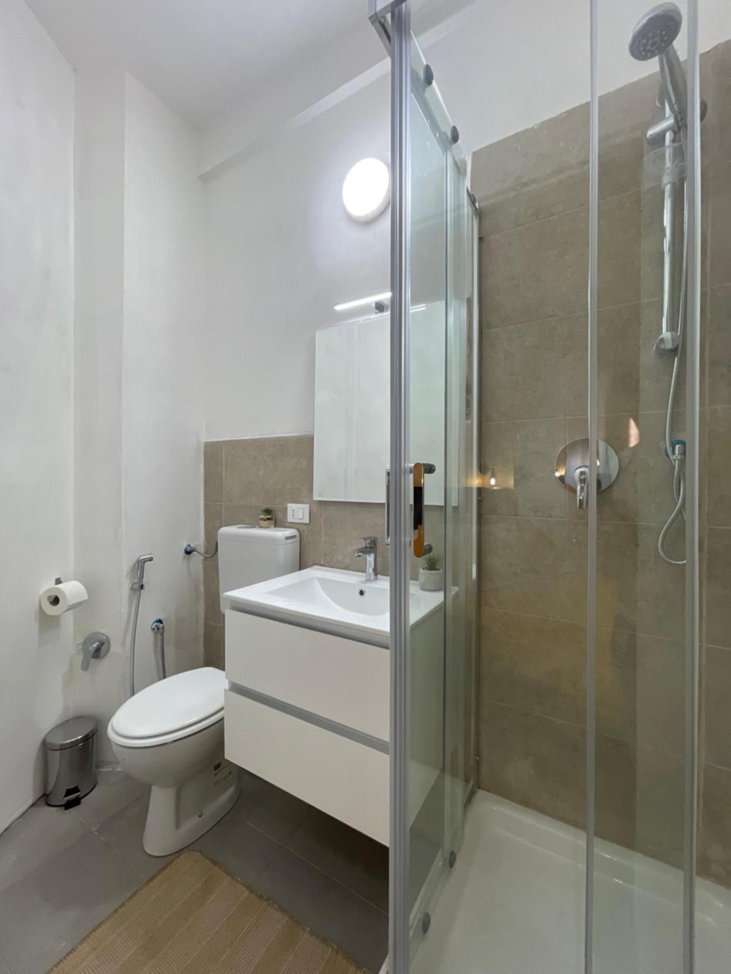 Romoli Guest house *