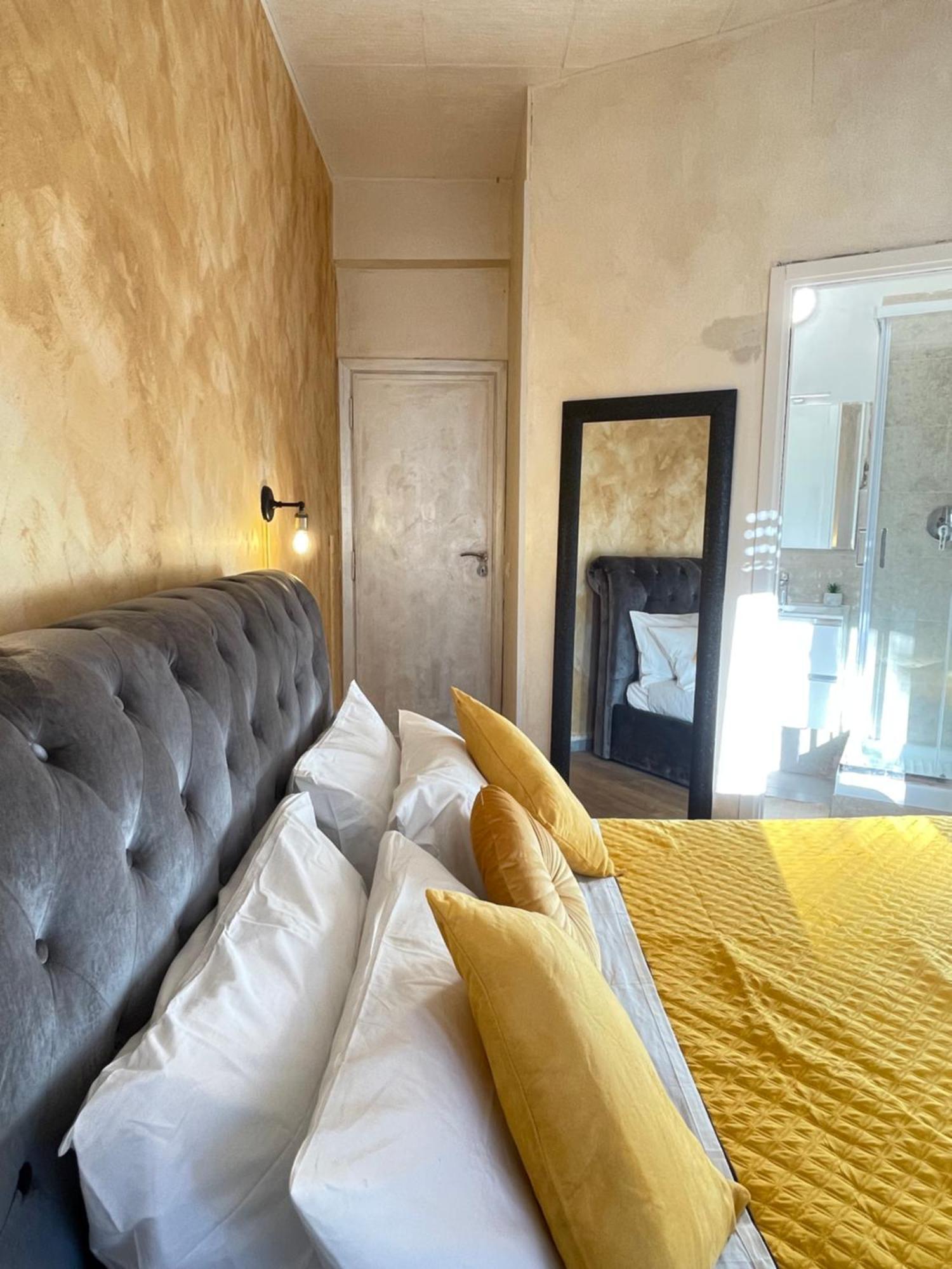 Romoli Guest house