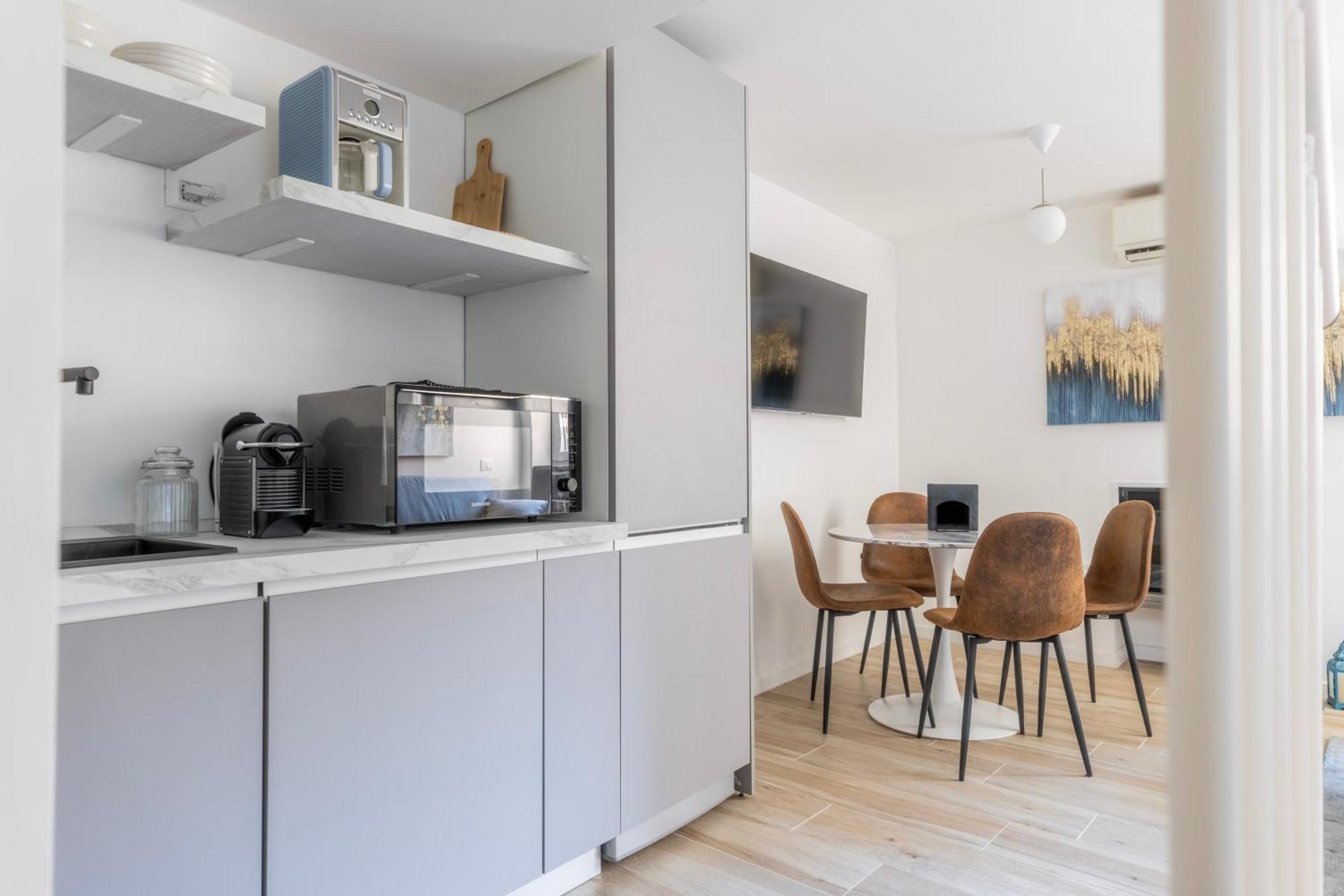 Apartment Mauvesweetrhome 3 *