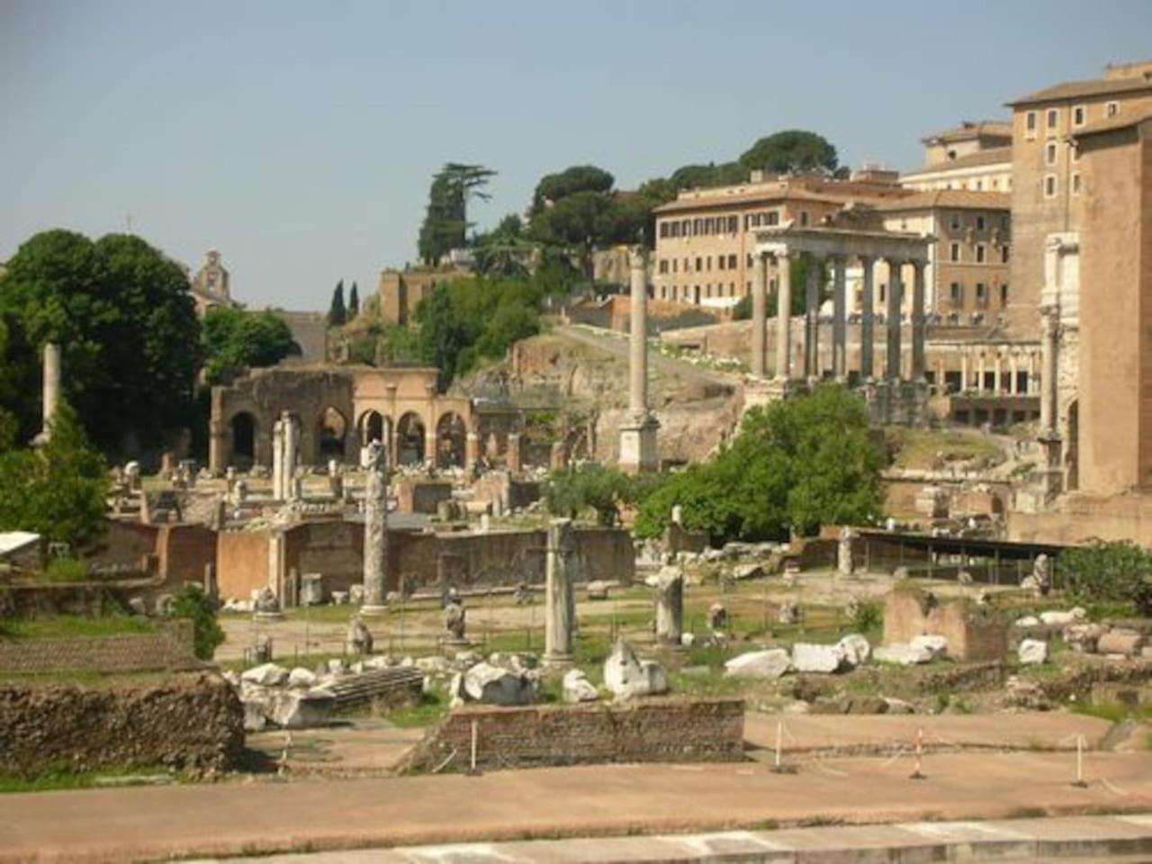 Apartment Lovely Near Colosseum Rome