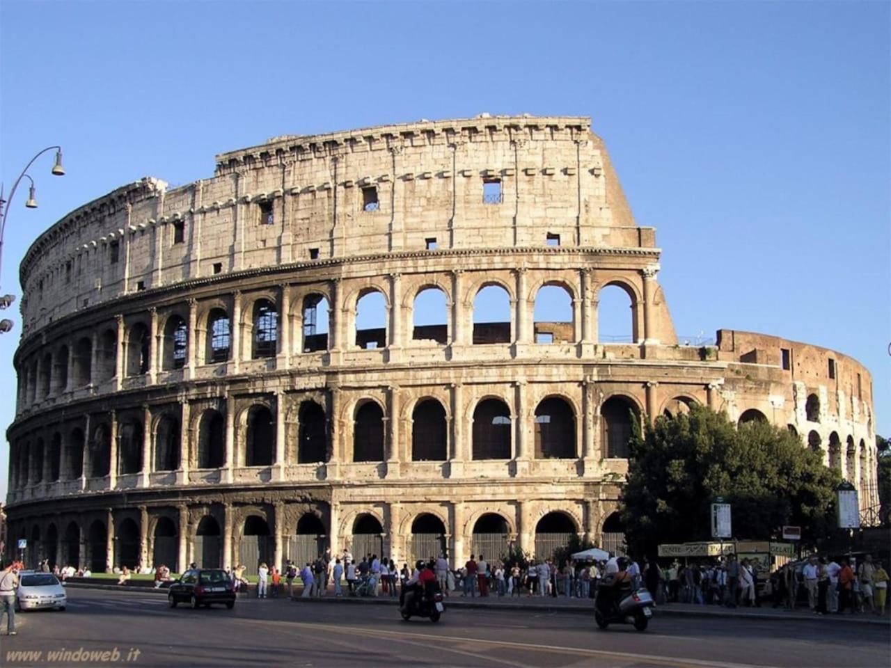 Lovely Near Colosseum * Rome