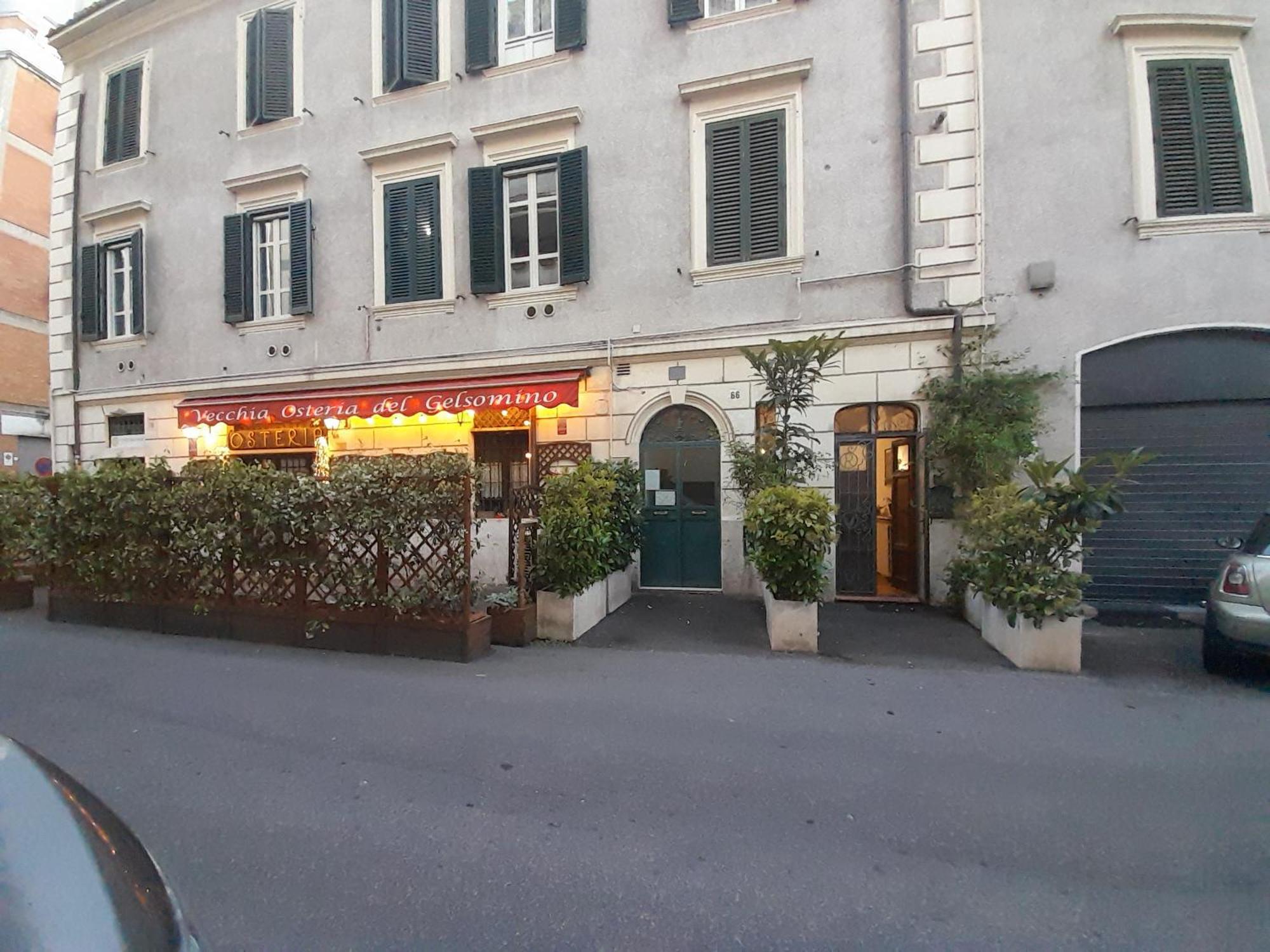 Domus Gelsomino Apartment *