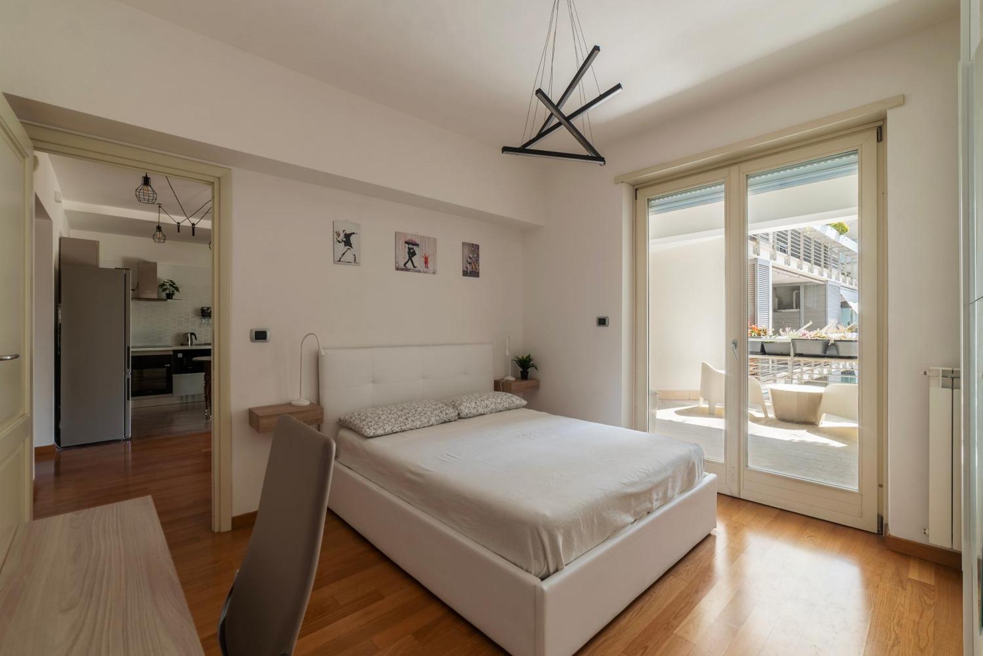 Porta Portese Modern Terrace