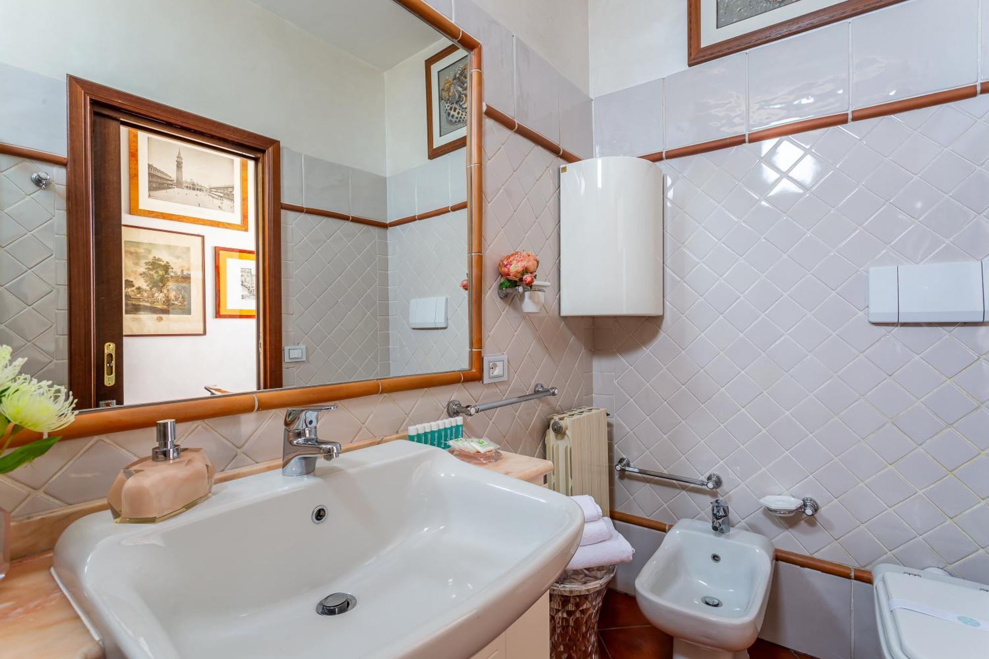 Iflat Campo De' Fiori Panoramic Penthouse * Rome