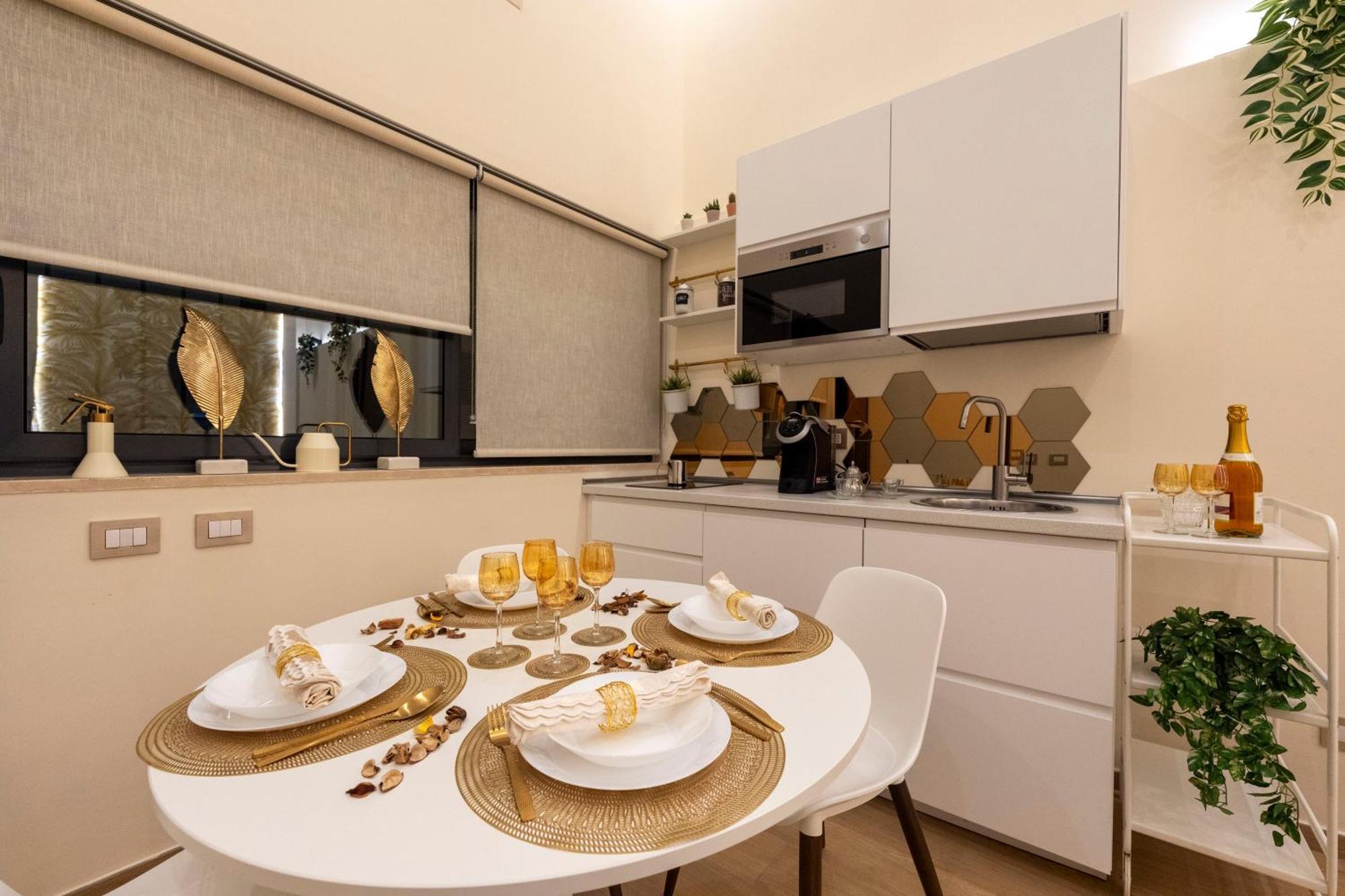 Colosseo Romantic Apartment Rome