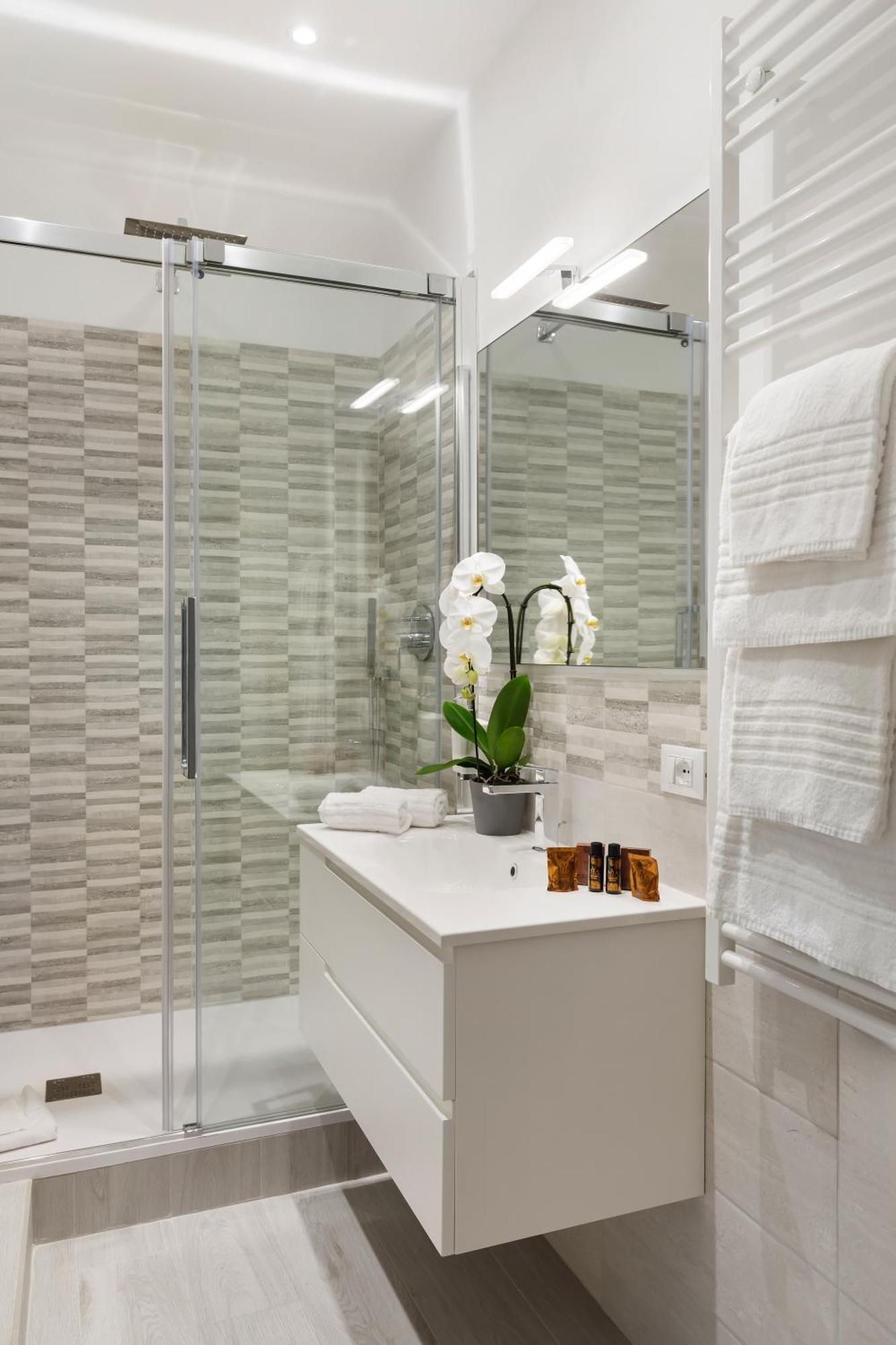 Clodio Welcome - 5 Arredate Con Bagno Interno - Zona Comune - Condizionatori - Guest house Rome