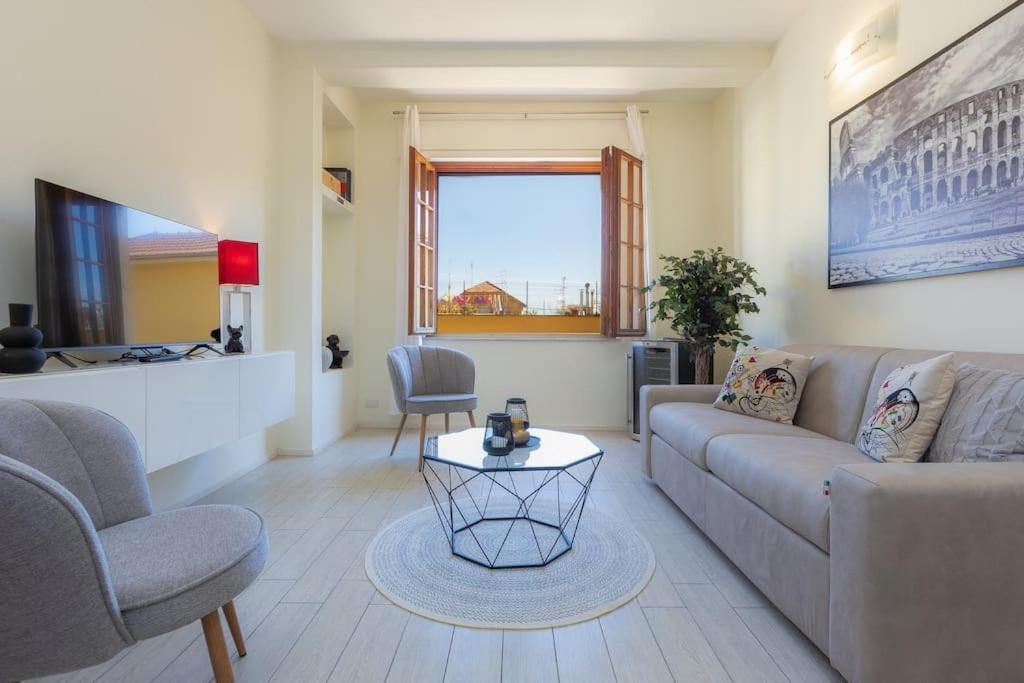 Vatican Terrace Apartment *