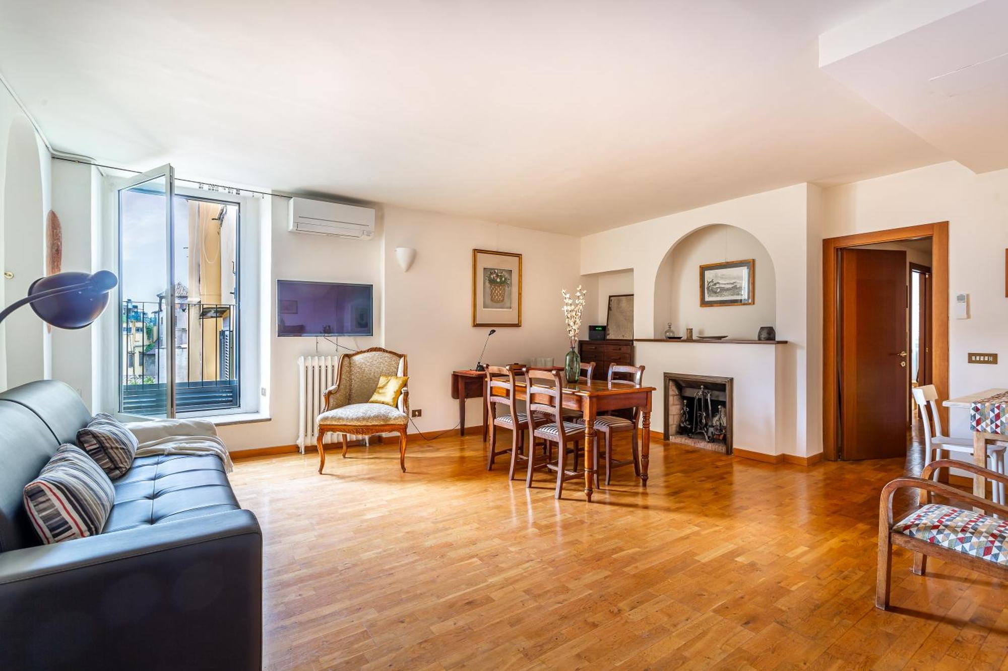 Iflat Lovely 2 Bedroom In Rione Monti * Rome